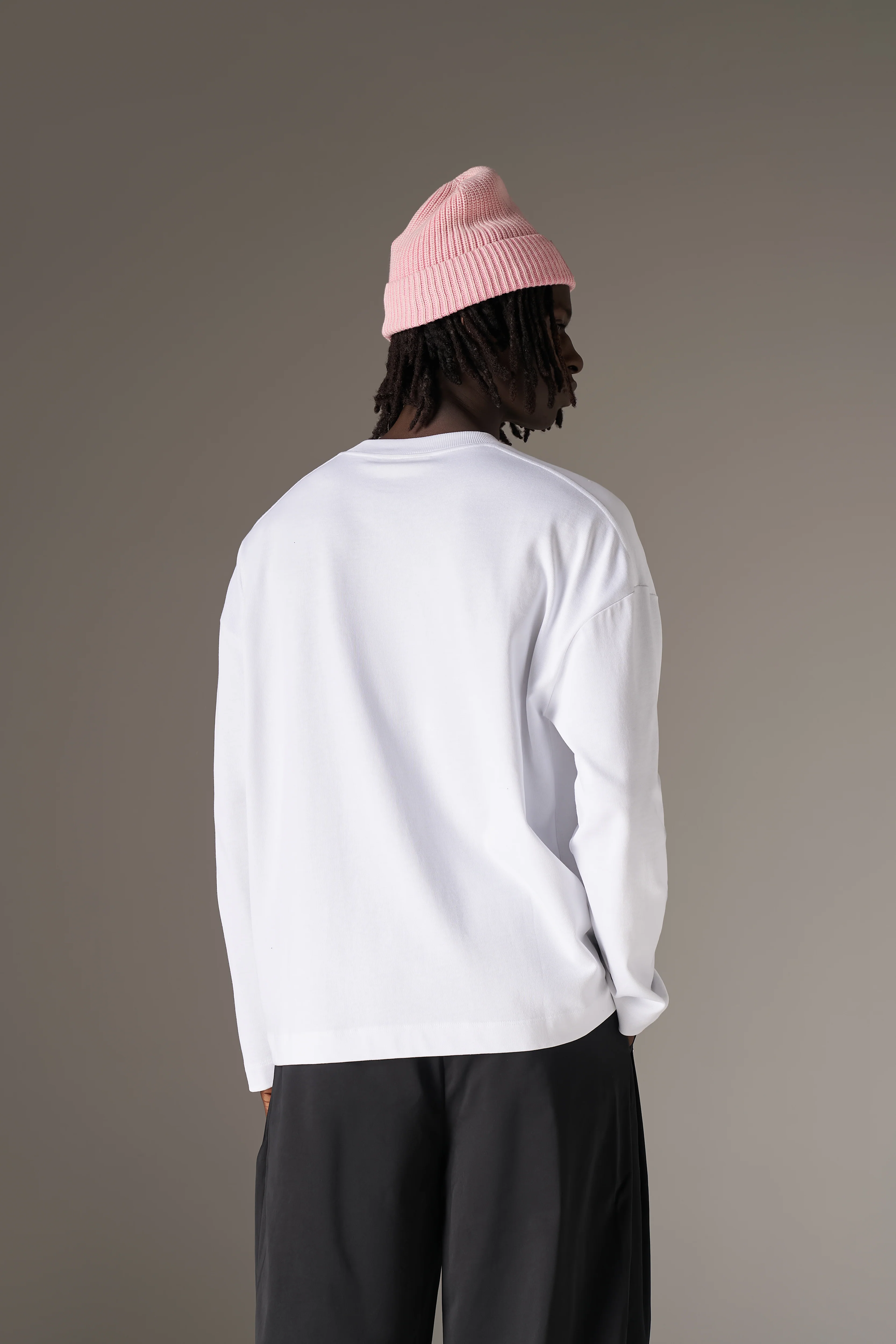 APPLIQUÉ EMBLEM LONG SLEEVE - WHITE - Image 6