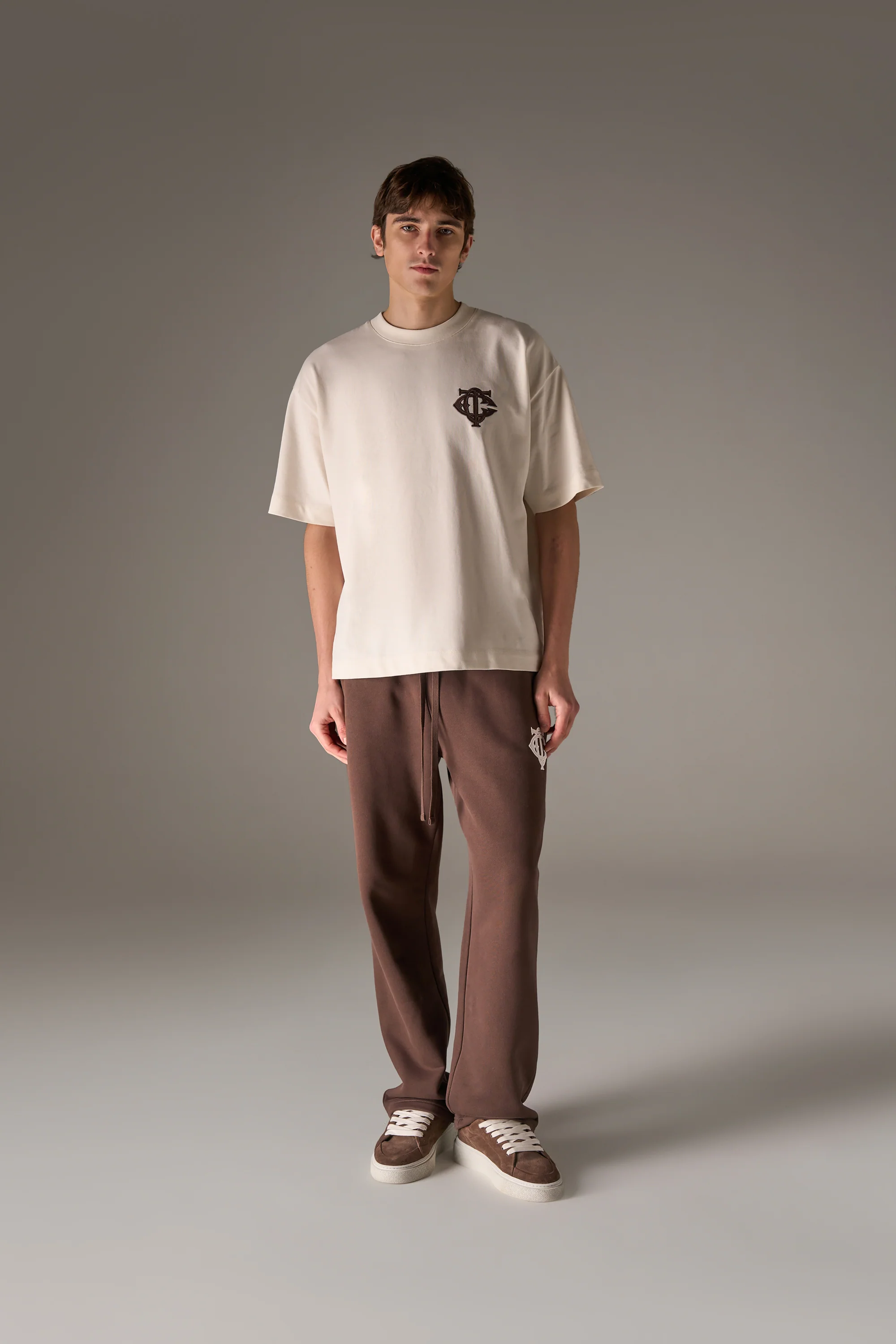 APPLIQUE MONOGRAM EMBLEM T-SHIRT - OFF WHITE - Image 3