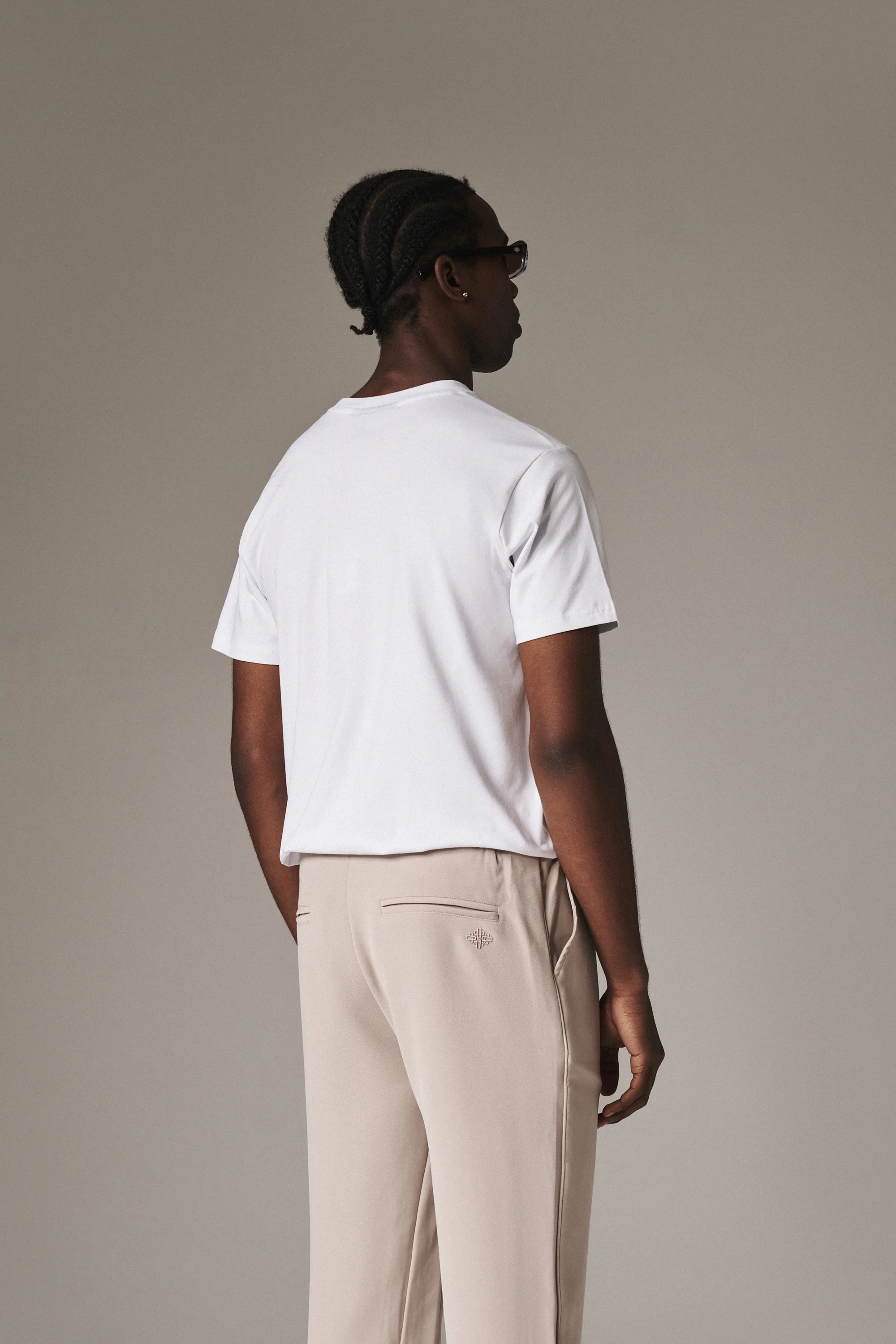 UNBRANDED SLIM T-SHIRT - WHITE - Image 6