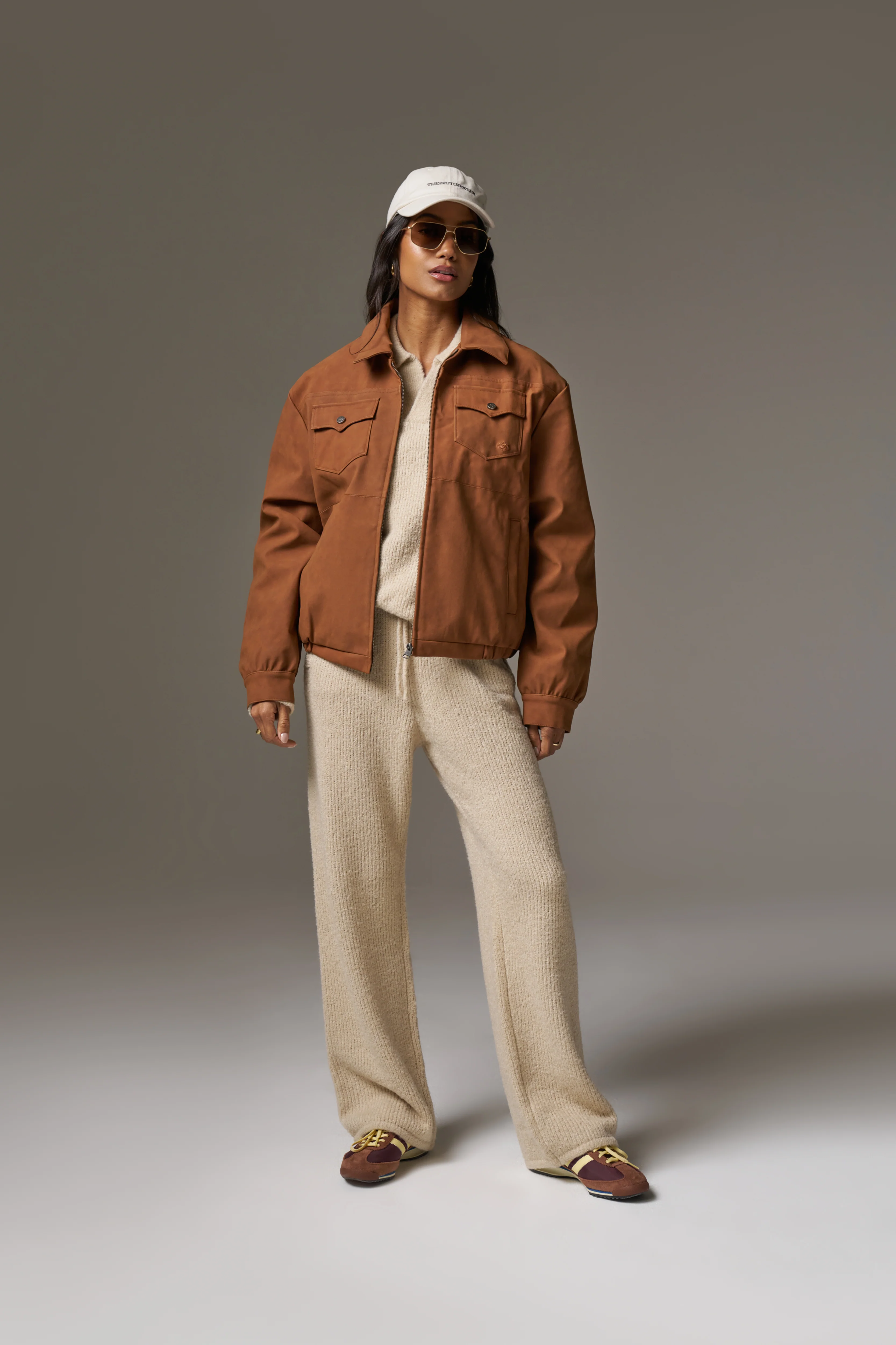 BOUCLE KNIT PANTS - STONE - Image 4
