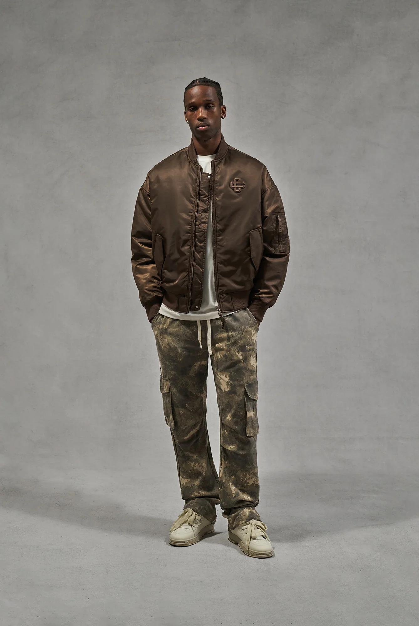 CAMO STRAIGHT LEG CARGOS - BEIGE - Image 4