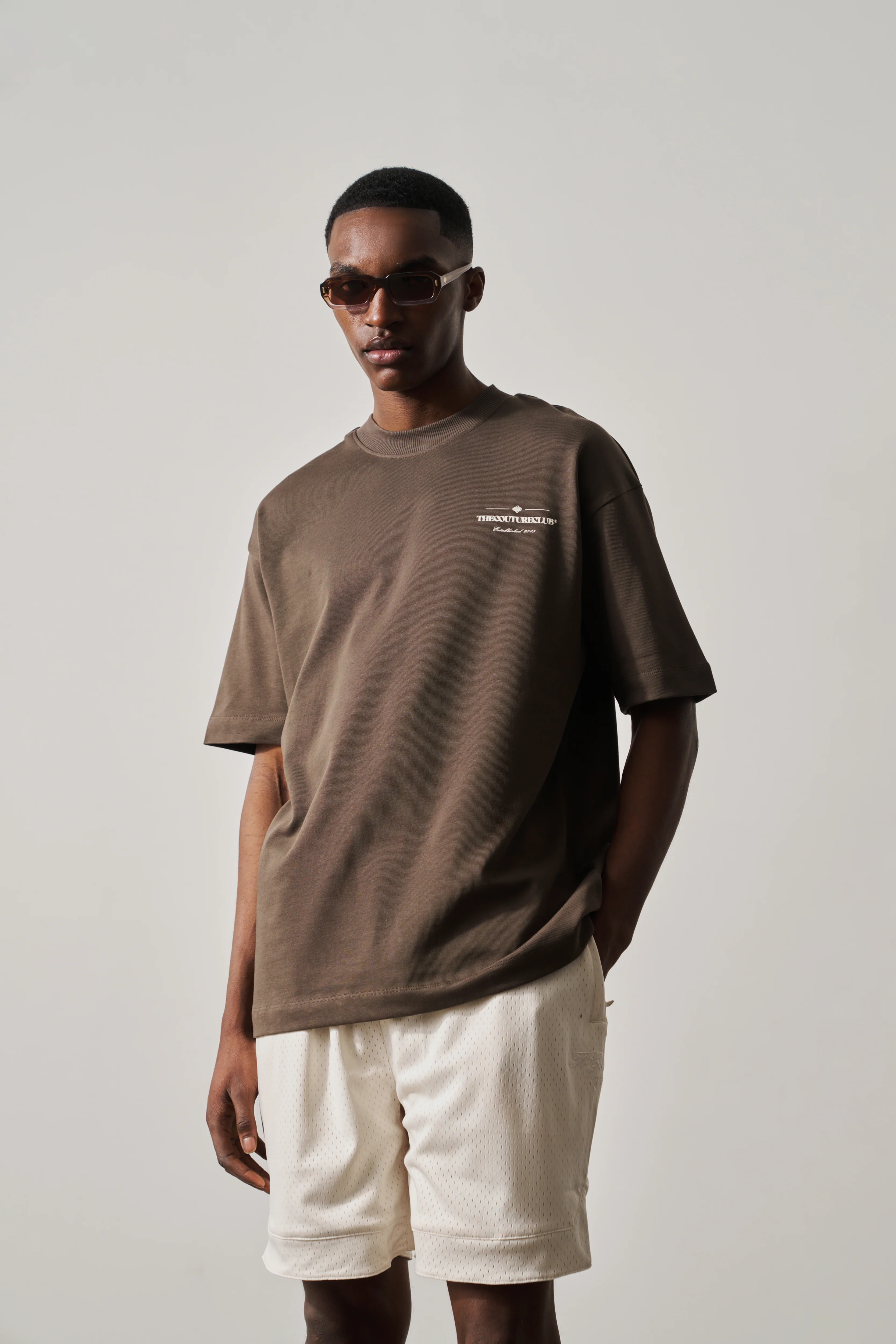 COPYRIGHT MULTI GRAPHIC T-SHIRT - BROWN - Image 2