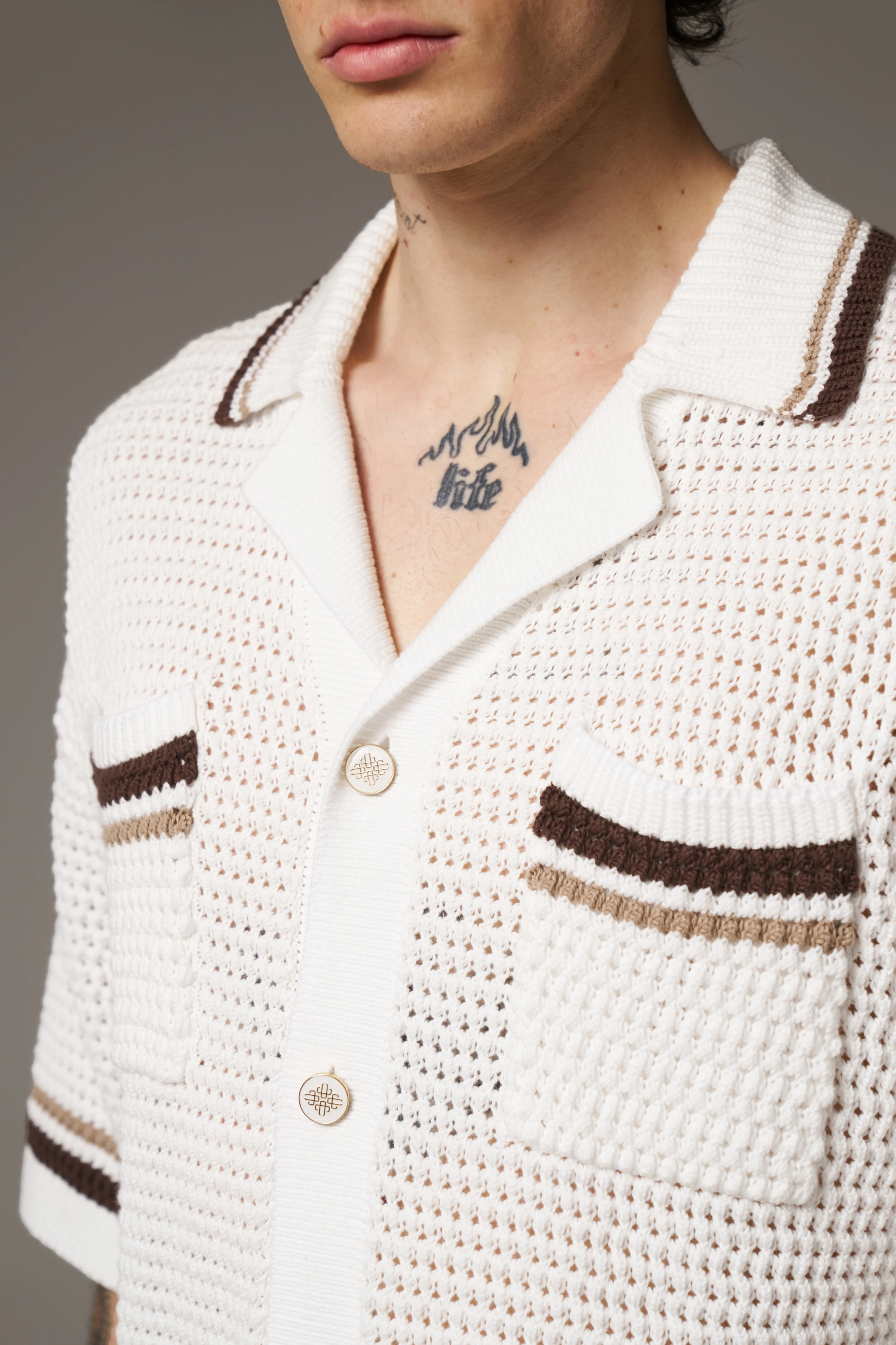 CROCHET KNITTED STRIPE SHIRT - WHITE/BROWN - Image 4