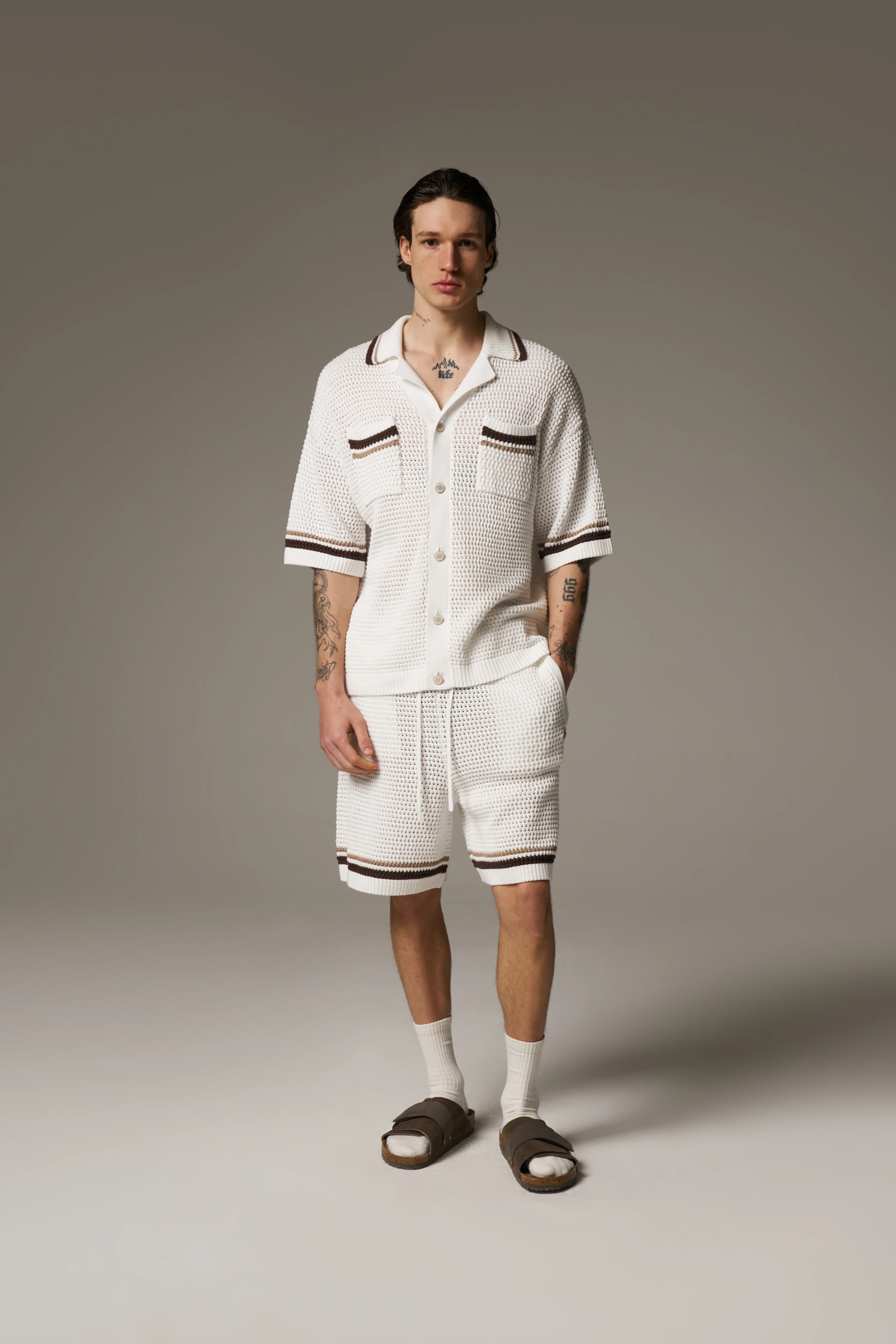 CROCHET KNITTED STRIPE SHORTS - WHITE/BROWN - Image 3
