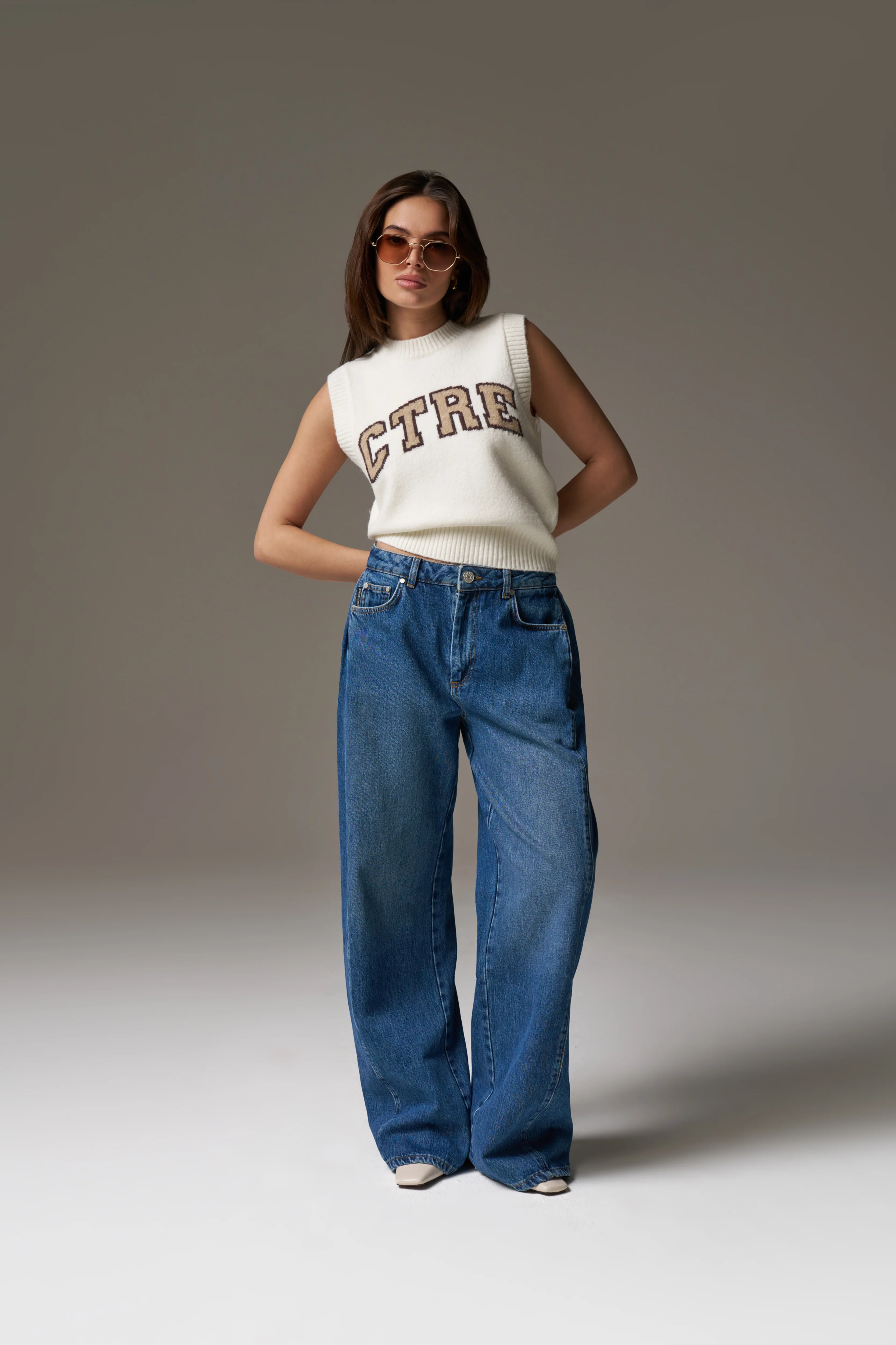 CTRE KNITTED VEST - OFF WHITE - Image 5