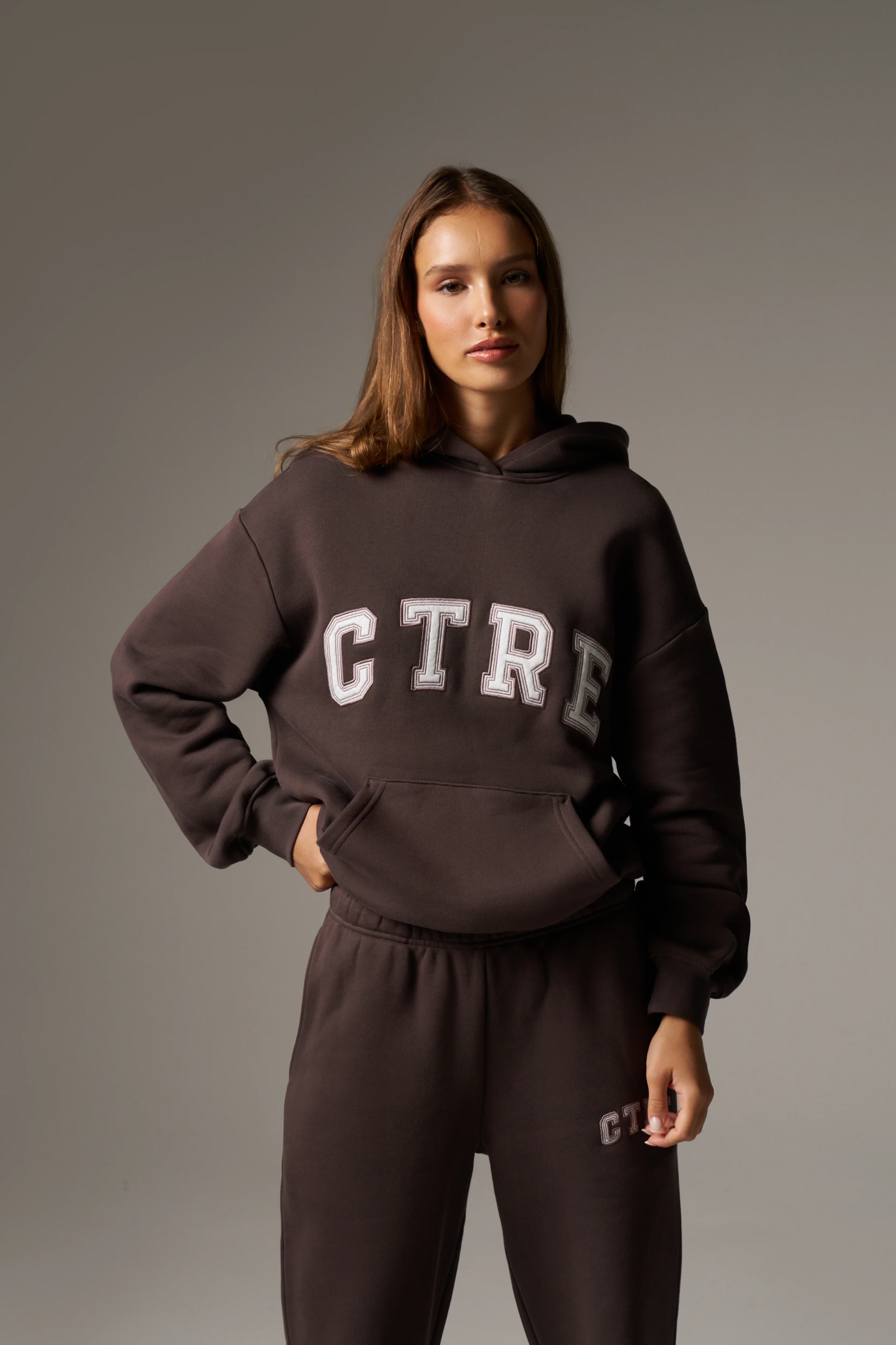 CTRE RELAXED HOODIE - BROWN - Image 8