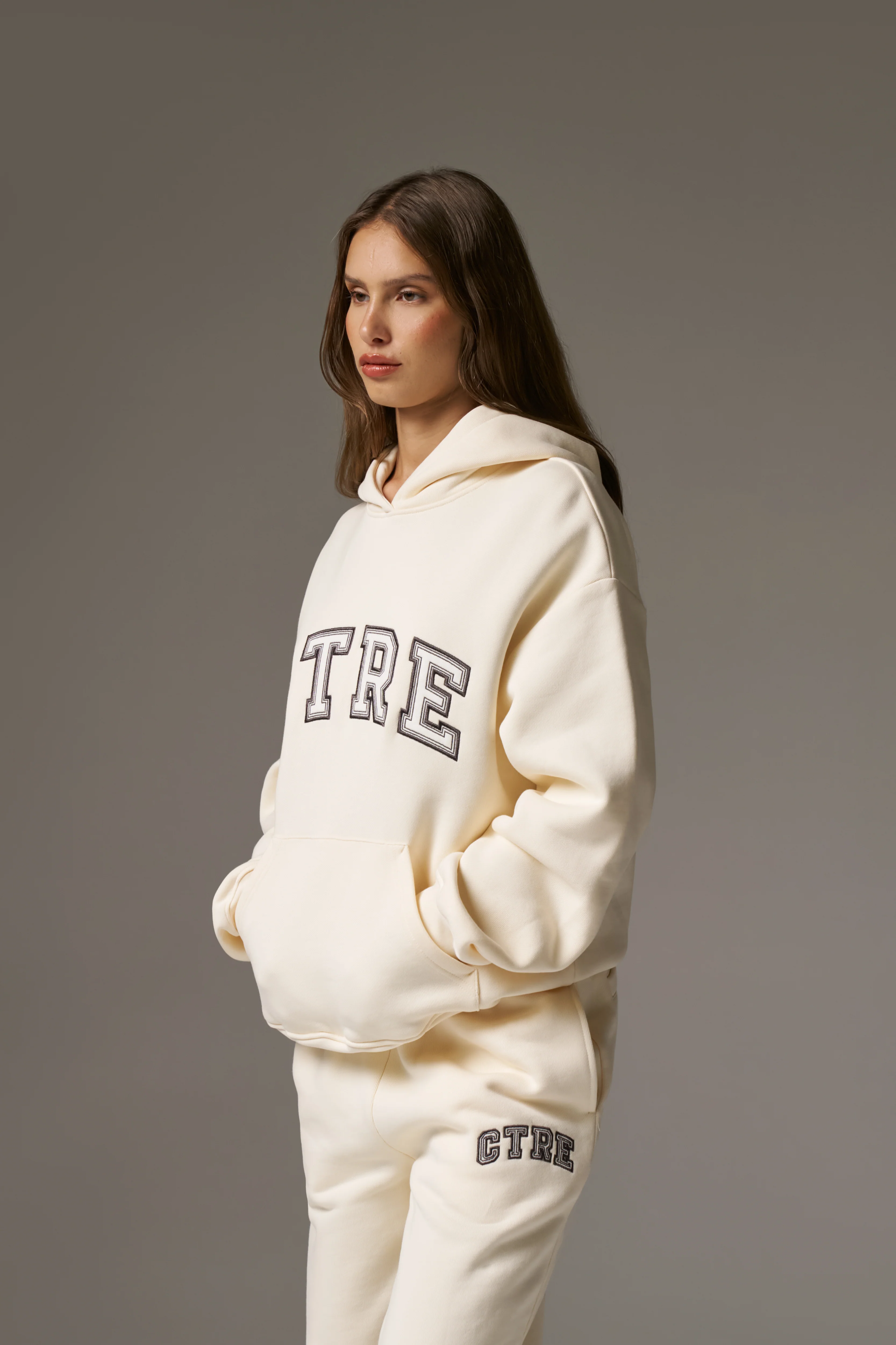 CTRE RELAXED HOODIE - BUTTERMILK - Image 4