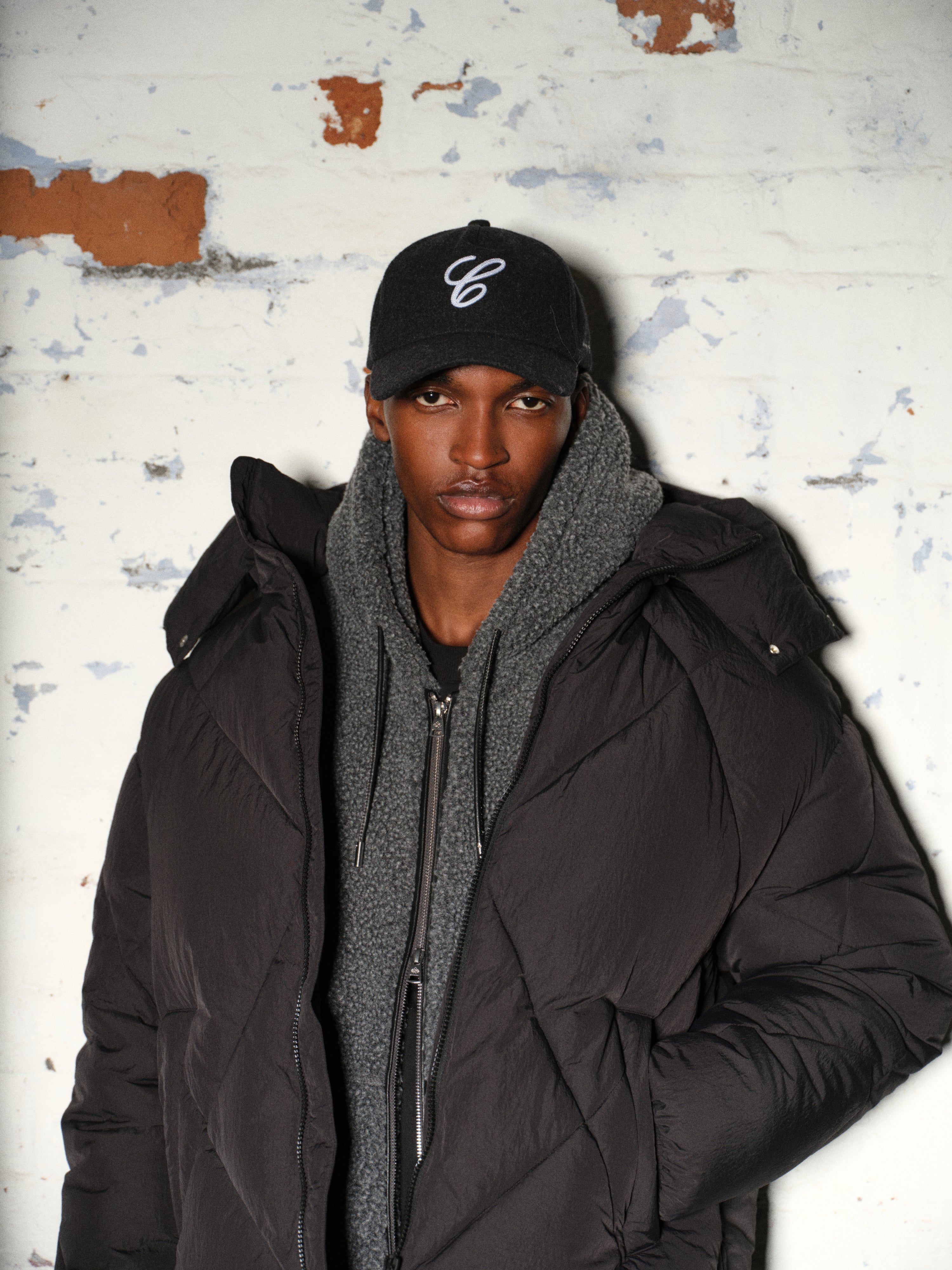 DIAMOND QUILTED PUFFER COAT - BLACK - Image 4