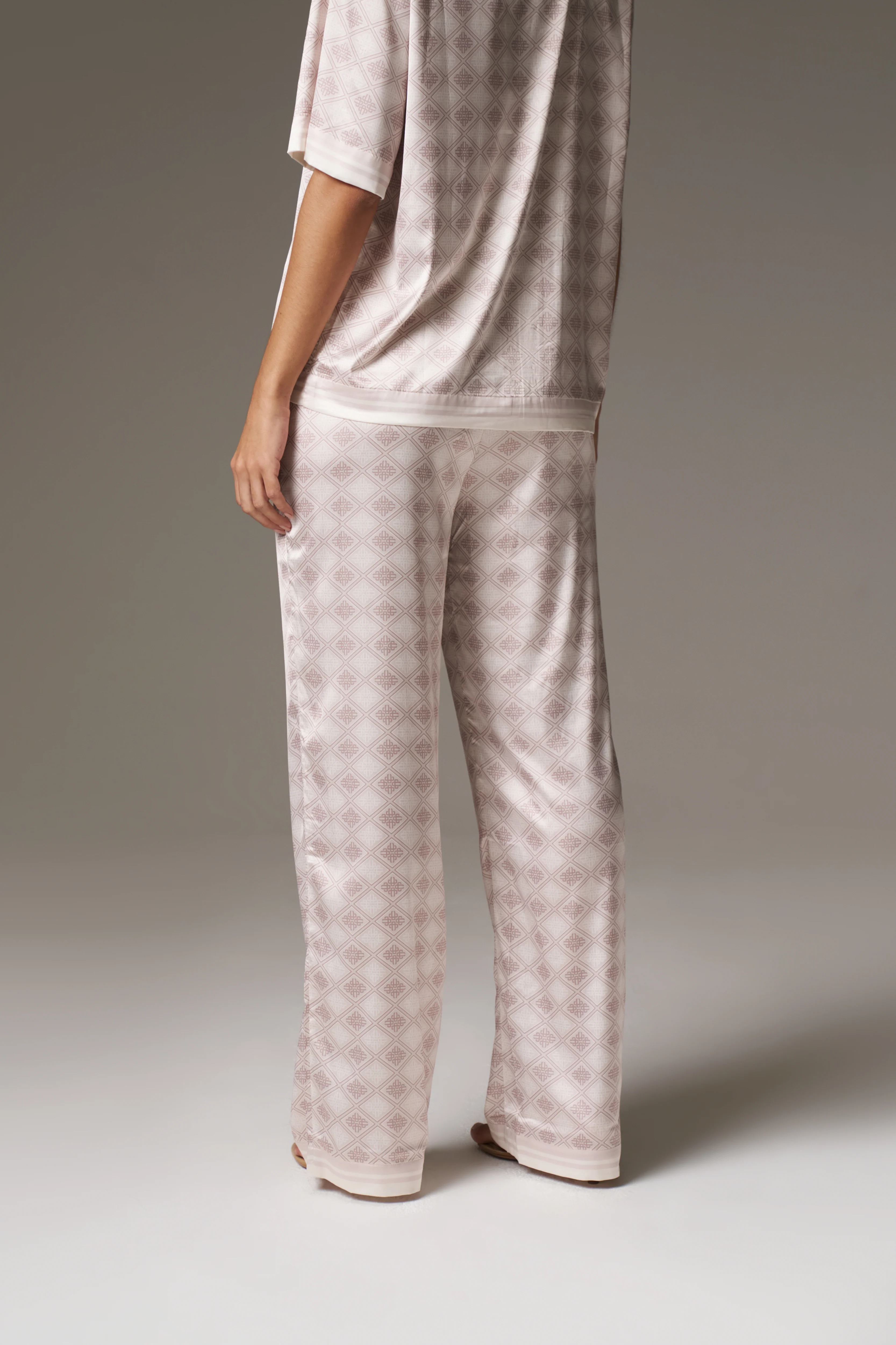 EMBLEM PRINT WIDE LEG TROUSERS - BEIGE - Image 4