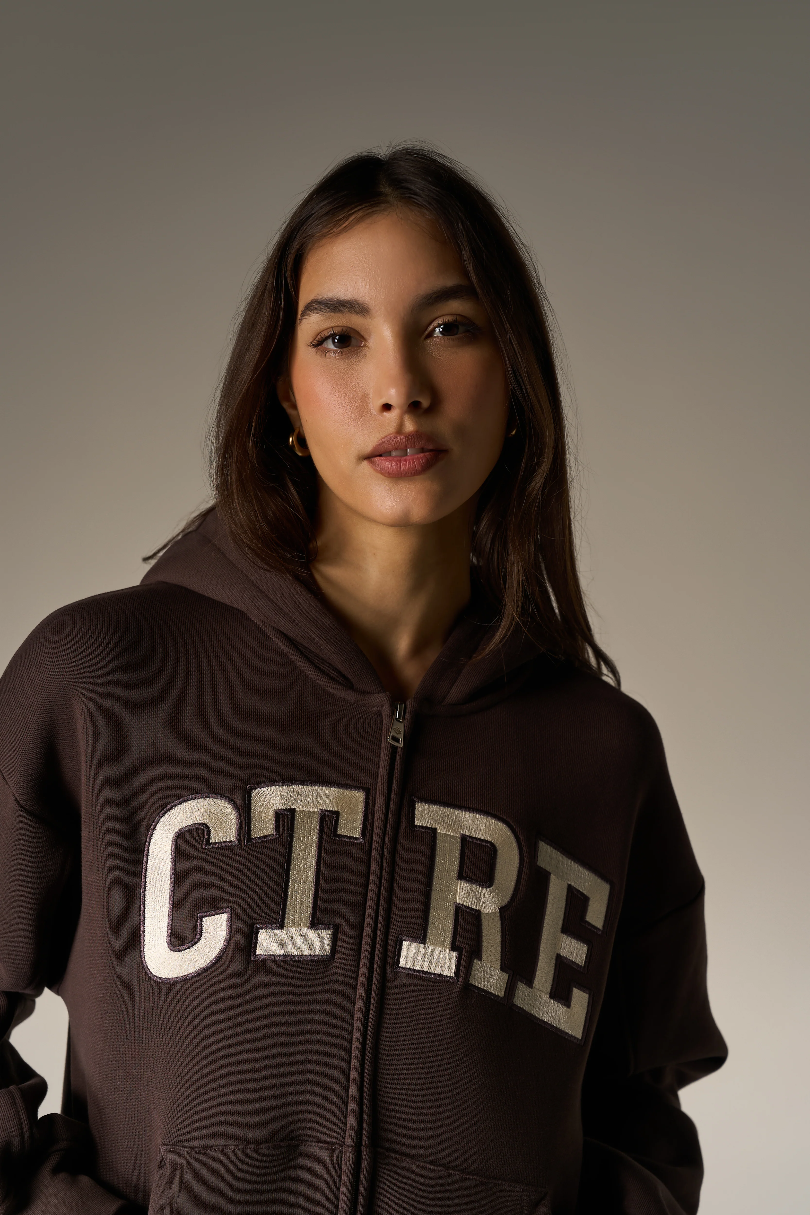 EMBROIDERED CTRE ZIP THROUGH HOODIE - CHOCOLATE - Image 4