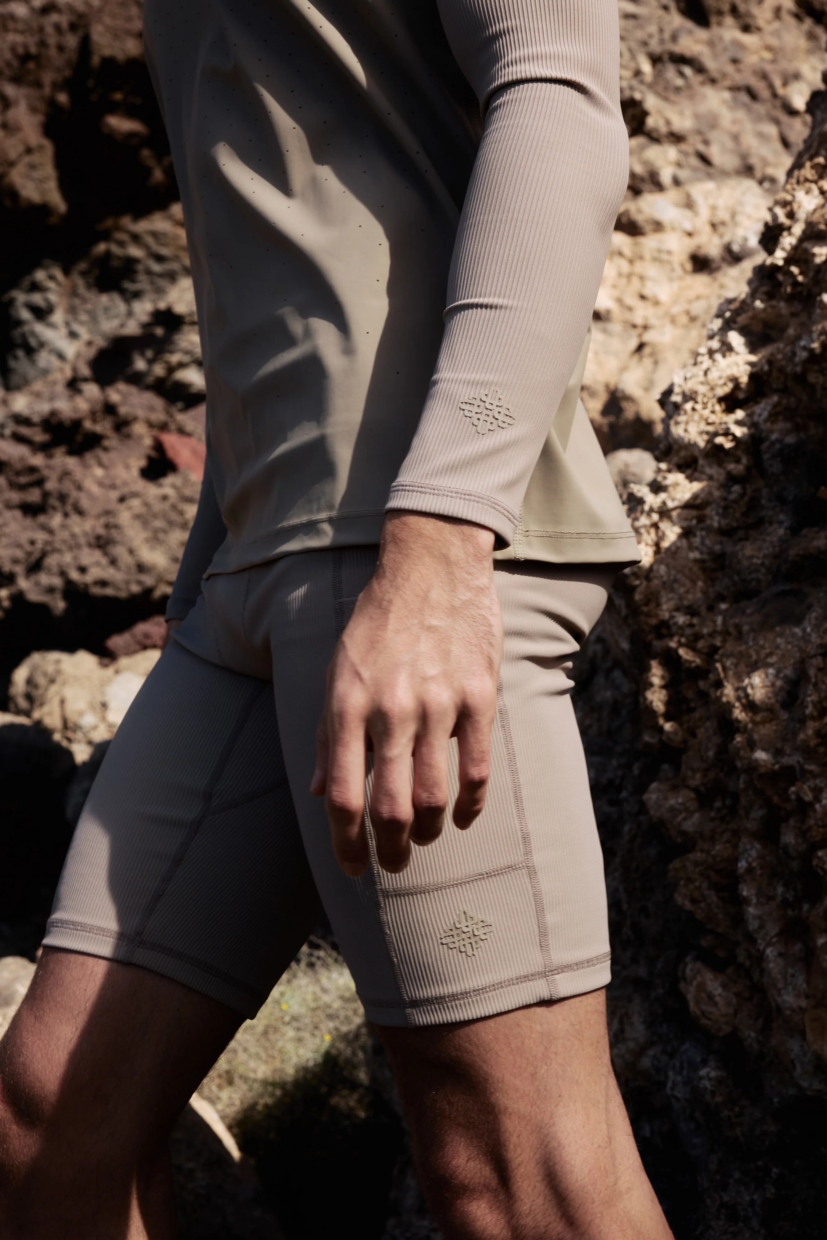 HALF TIGHT - SAND - Image 2