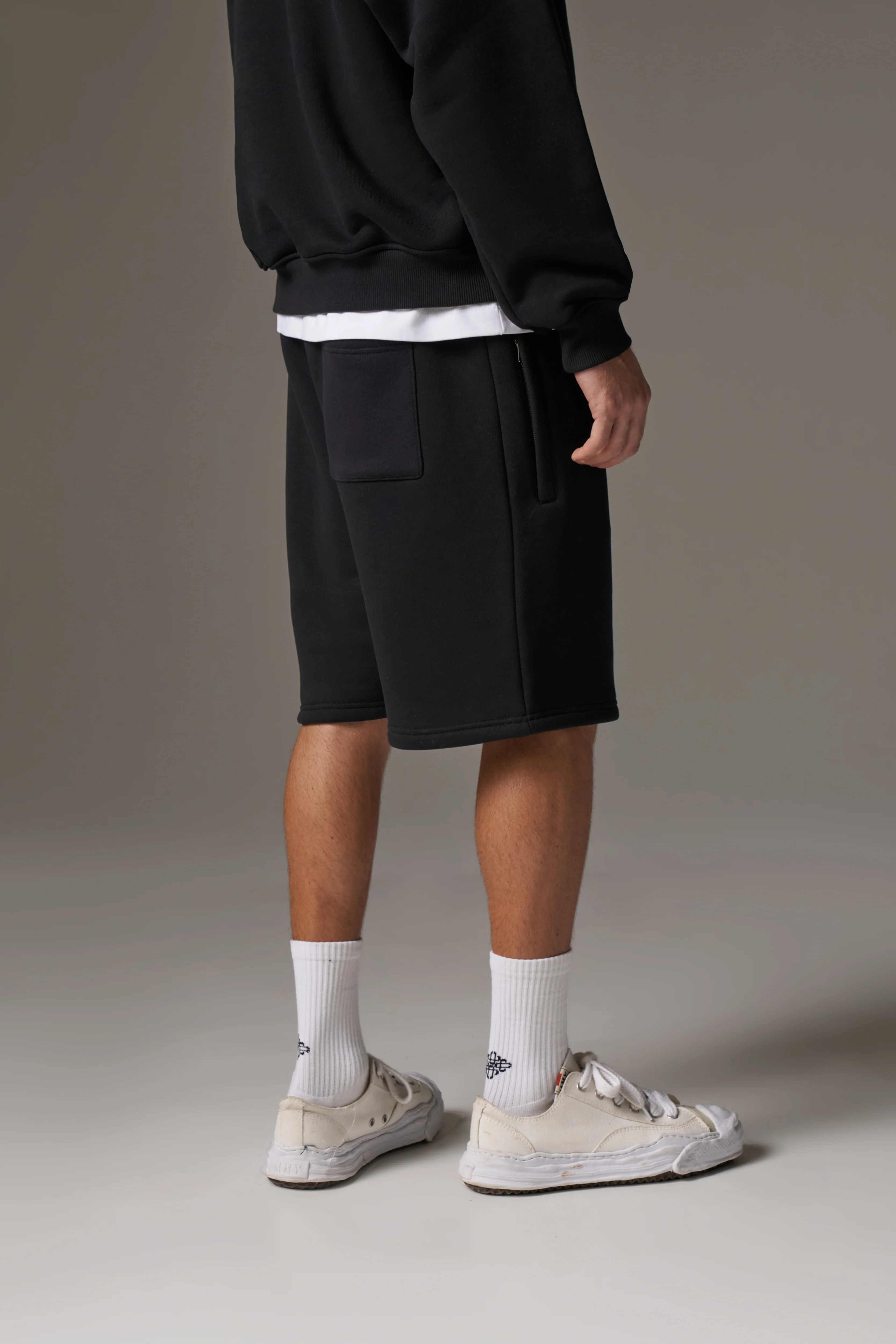 HEAVYWEIGHT MONOGRAM SHORTS - BLACK - Image 6