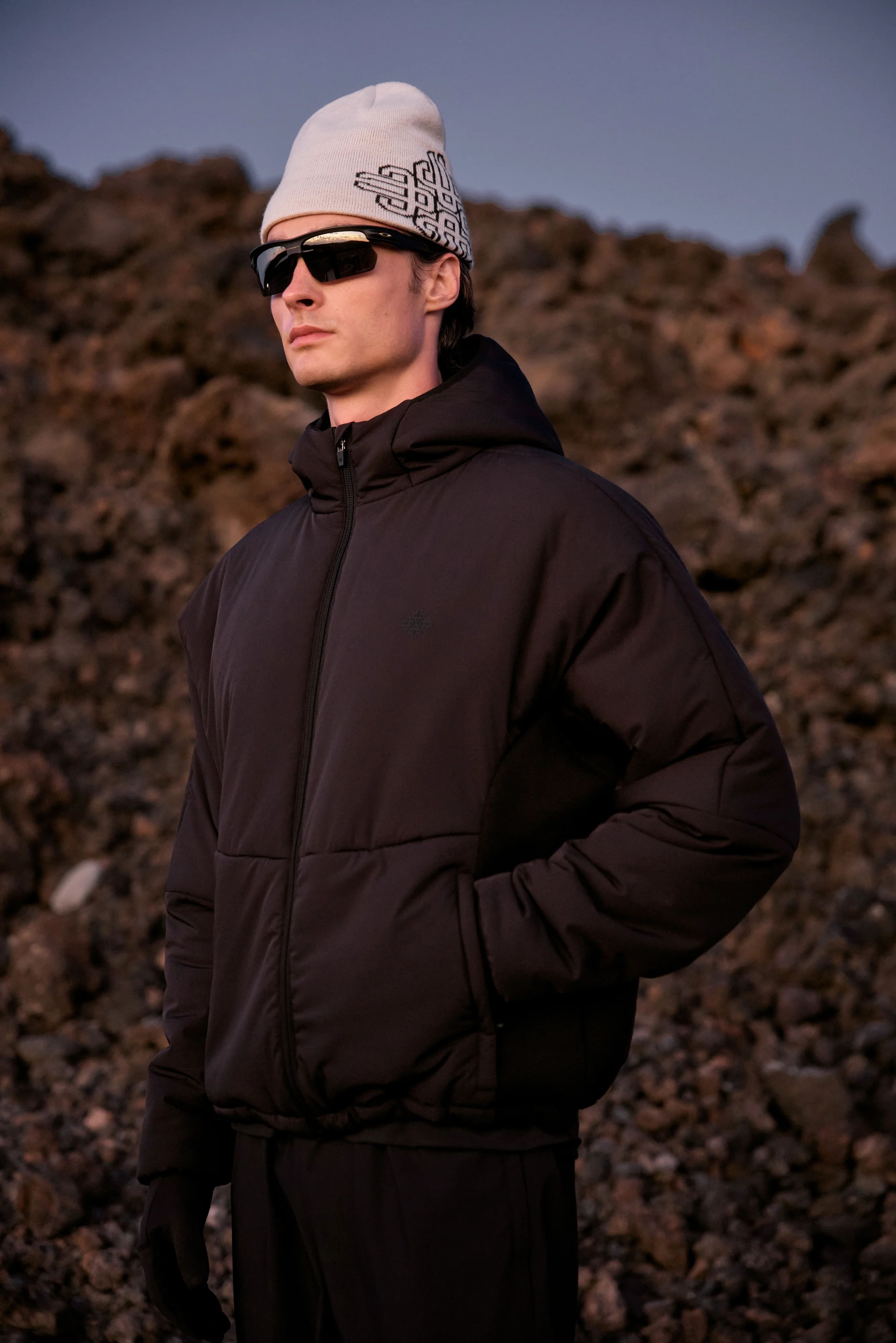 INSULATED WARM UP JACKET - BLACK - Image 2