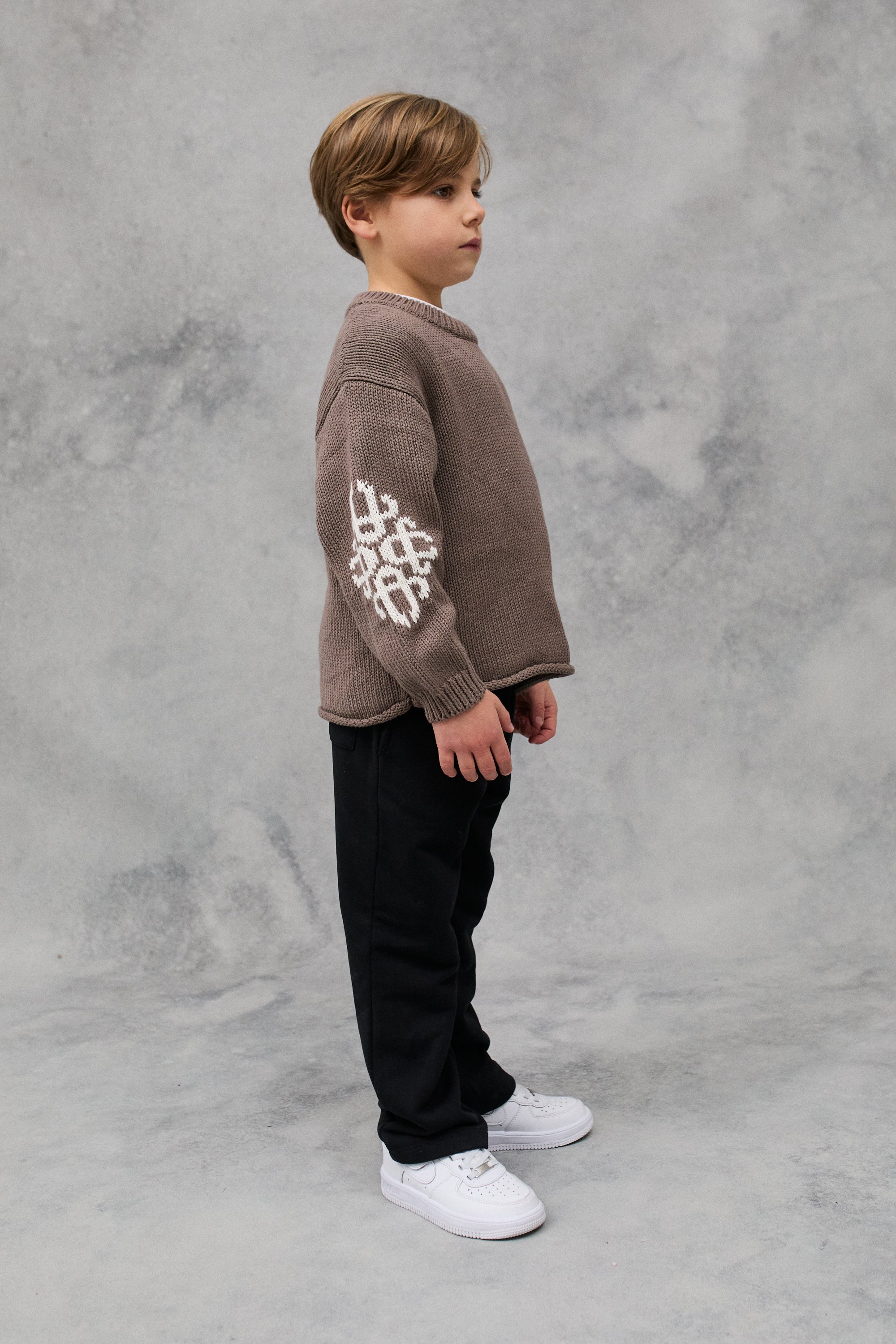 JNR CHUNKY KNIT EMBLEM JUMPER - BROWN - Image 3