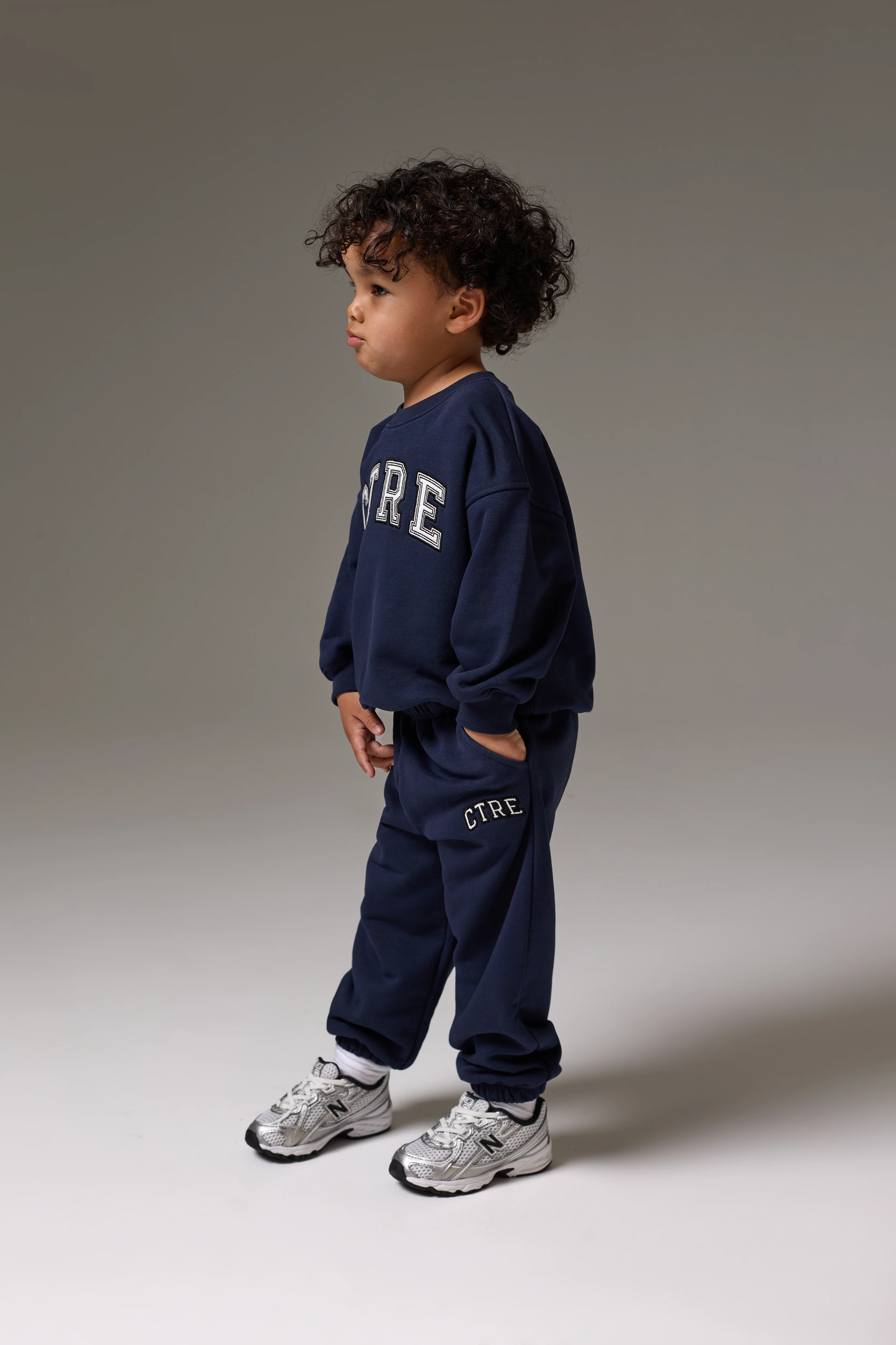 KIDS CTRE SWEATSHIRT - NAVY - Image 6