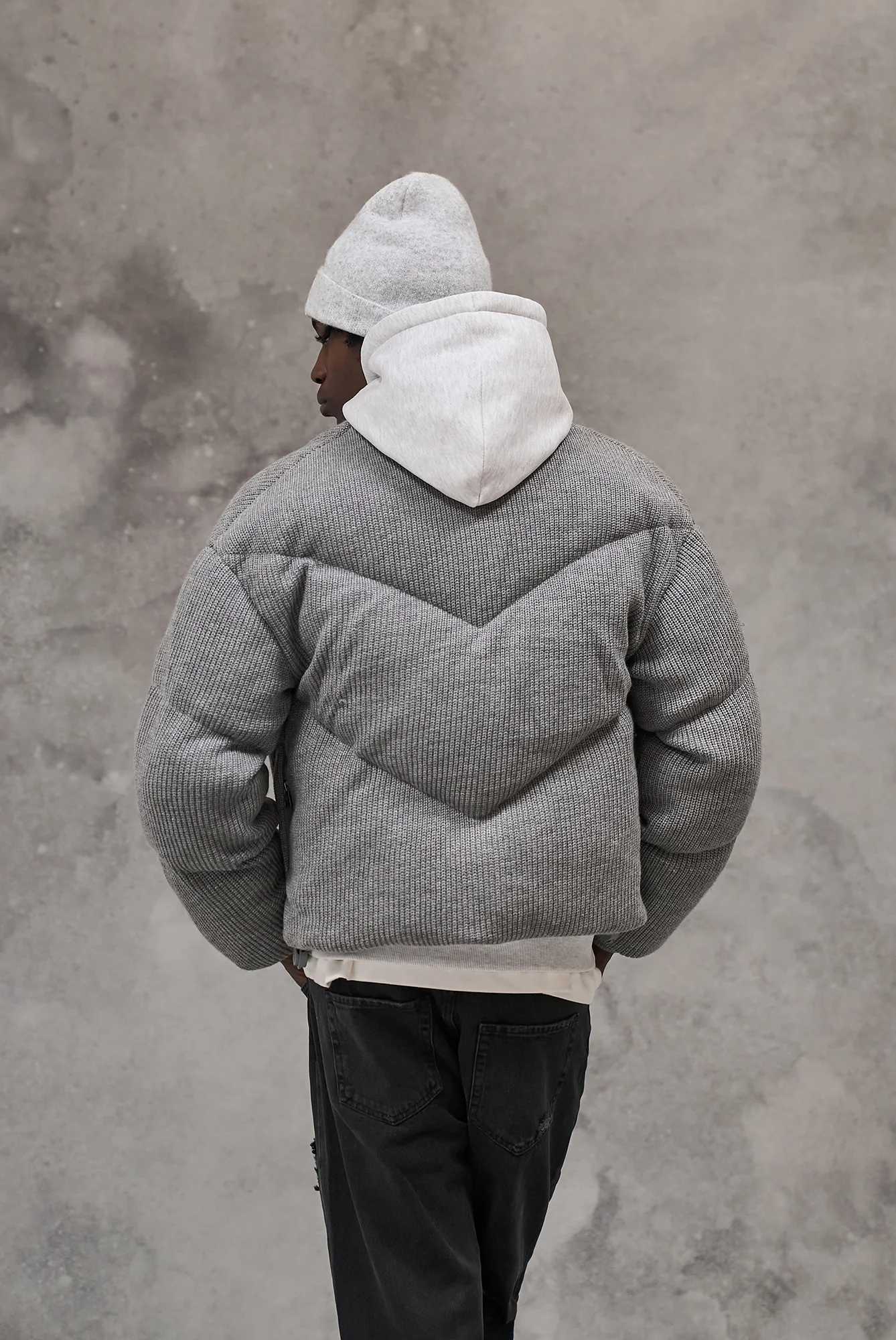 KNITTED CHEVRON PANELLED PUFFER COAT - GREY MARL - Image 6