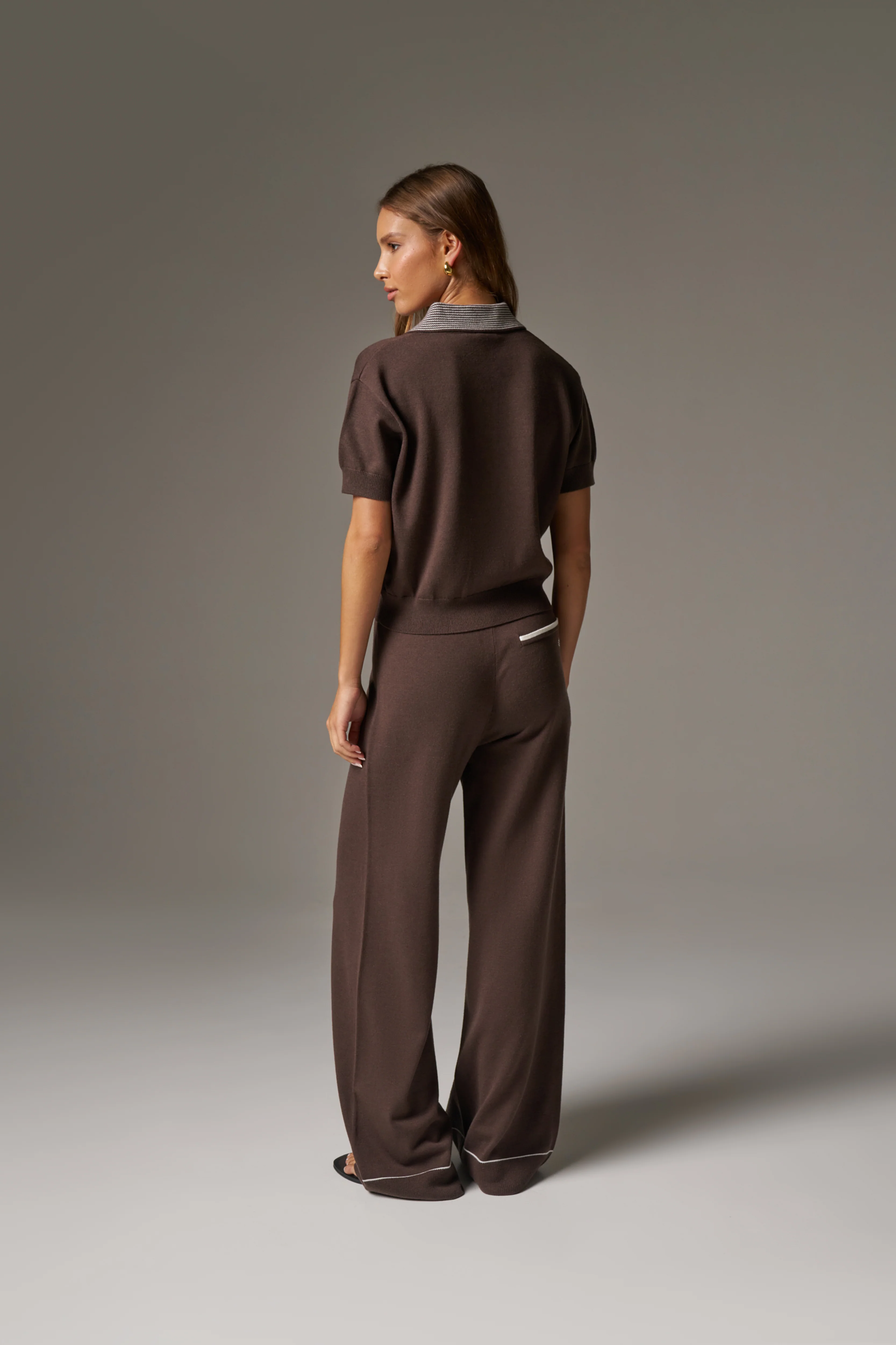 KNITTED COLLAR POLO TOP - BROWN - Image 6