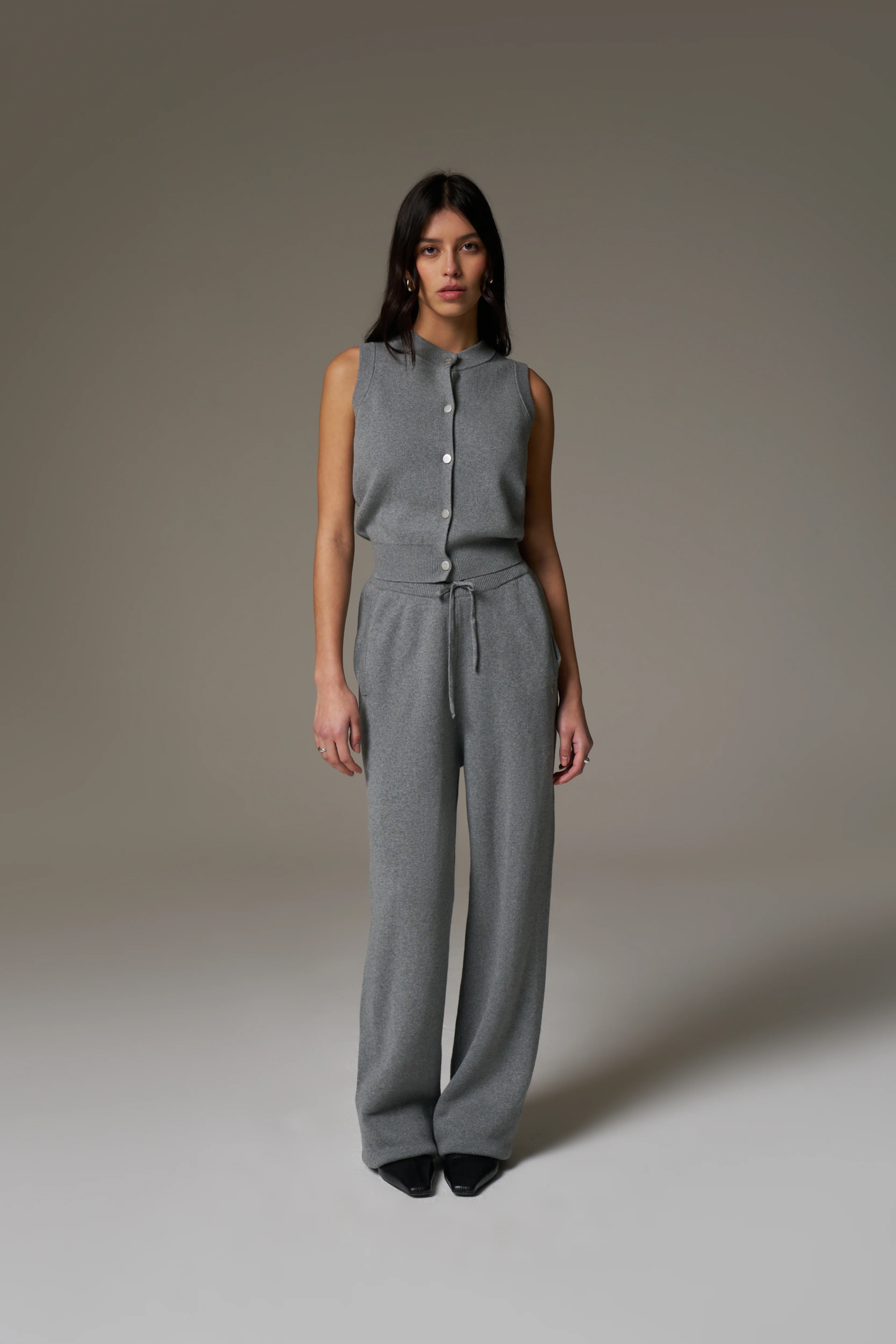 KNITTED RELAXED JOGGERS - GREY MARL - Image 4