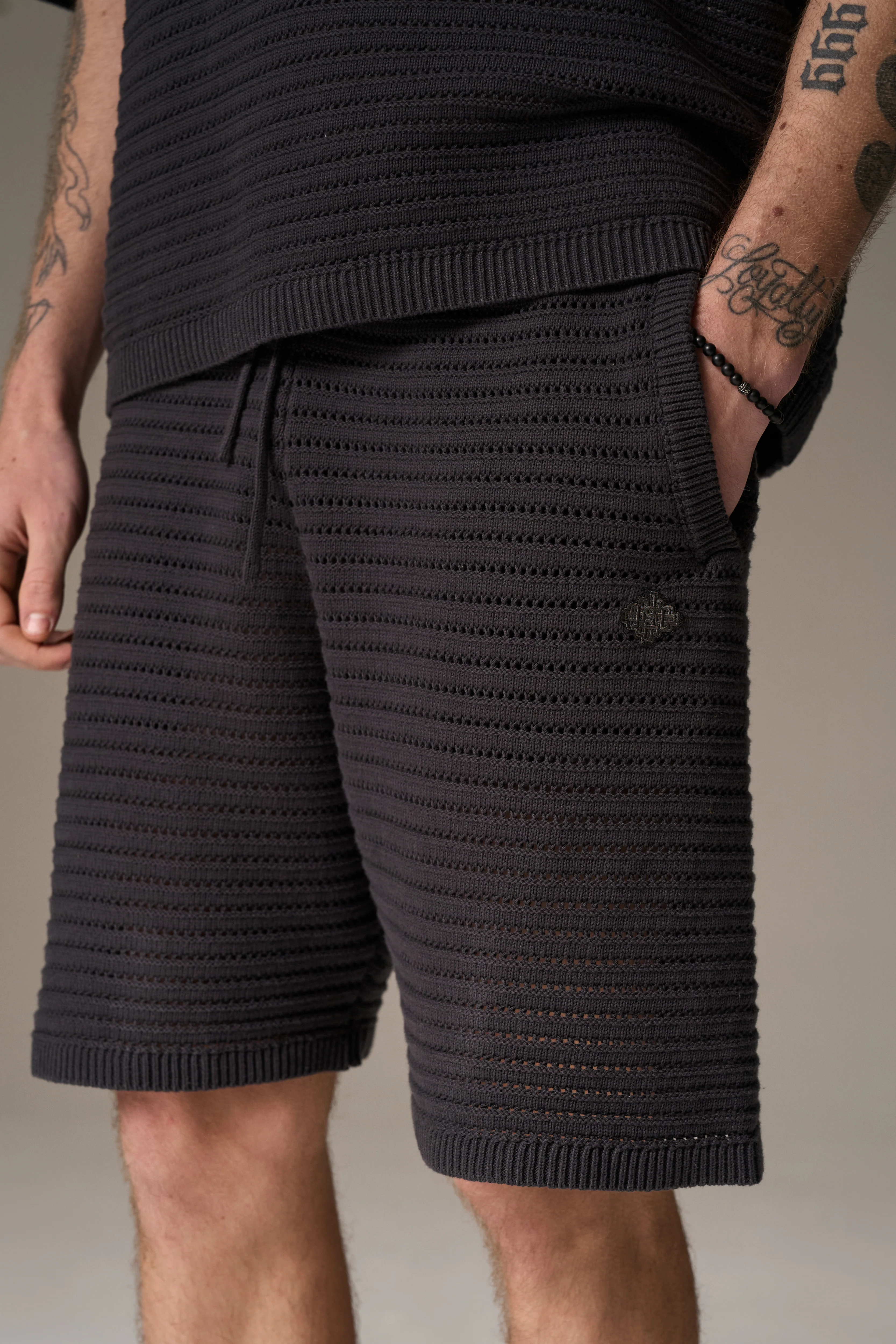KNITTED SHORTS - CHARCOAL - Image 6