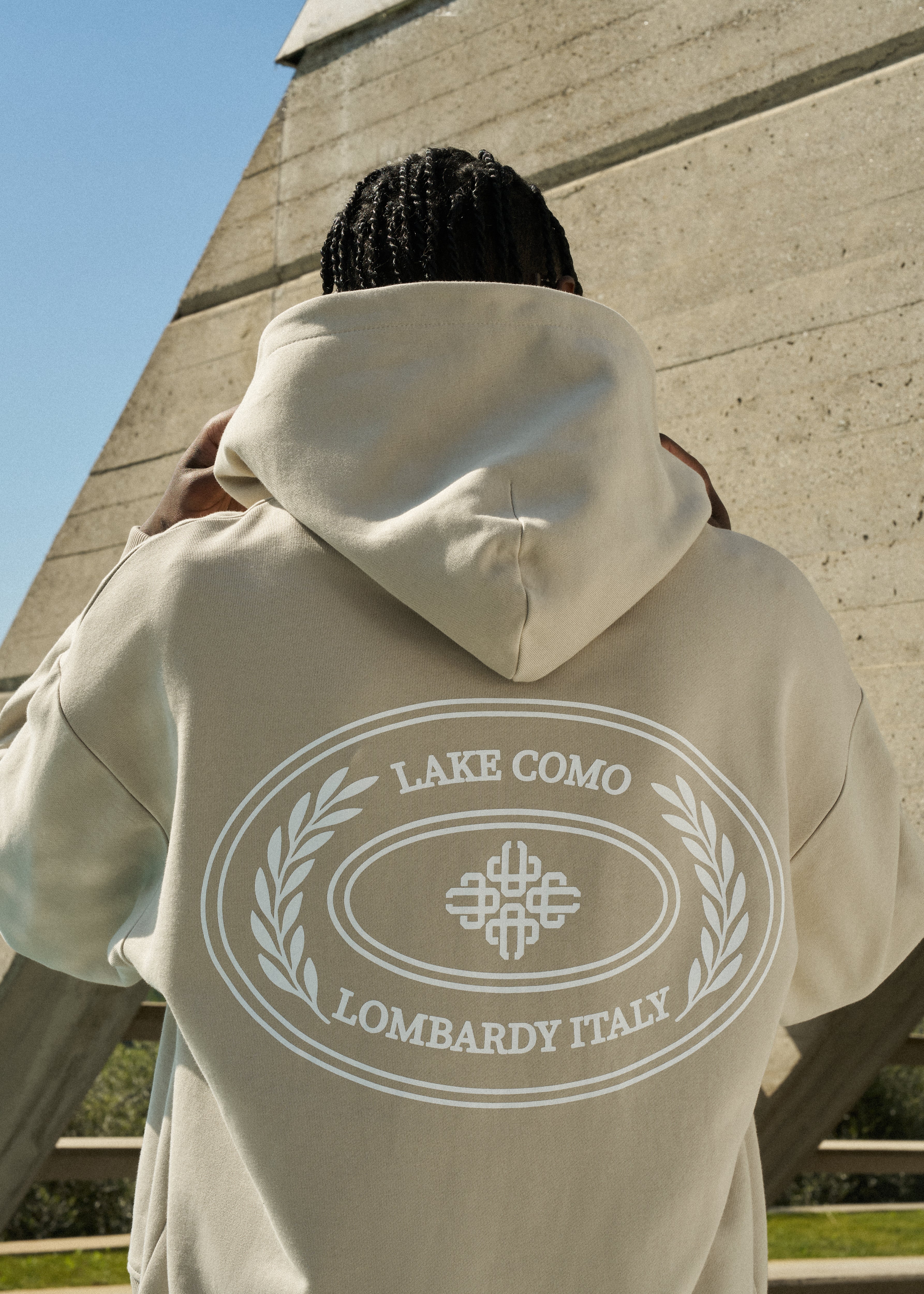 LAKE COMO OVAL GRAPHIC HOODIE - MUSHROOM - Image 4