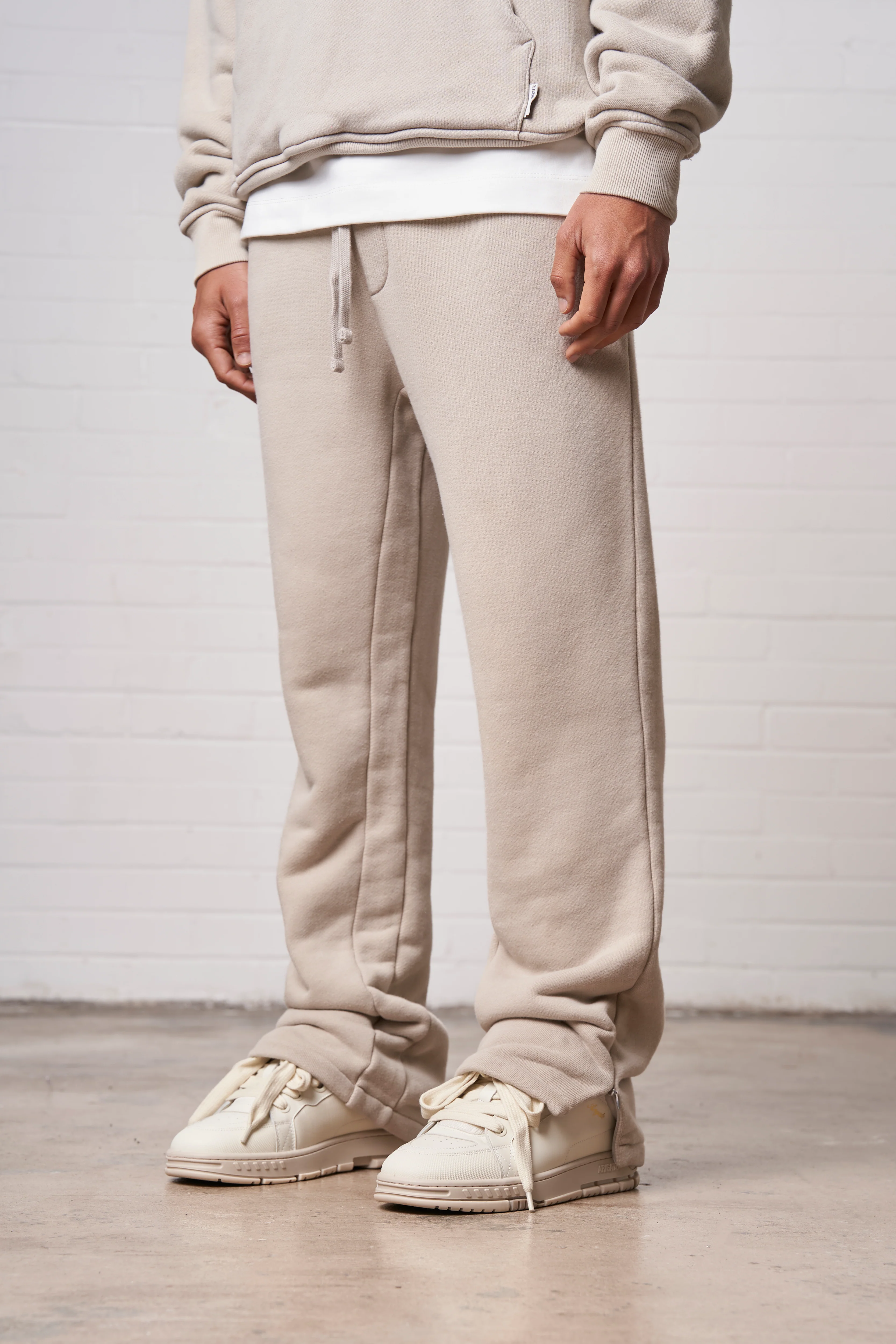 LAUNDERED CLASSICS JOGGERS - BEIGE - Image 4