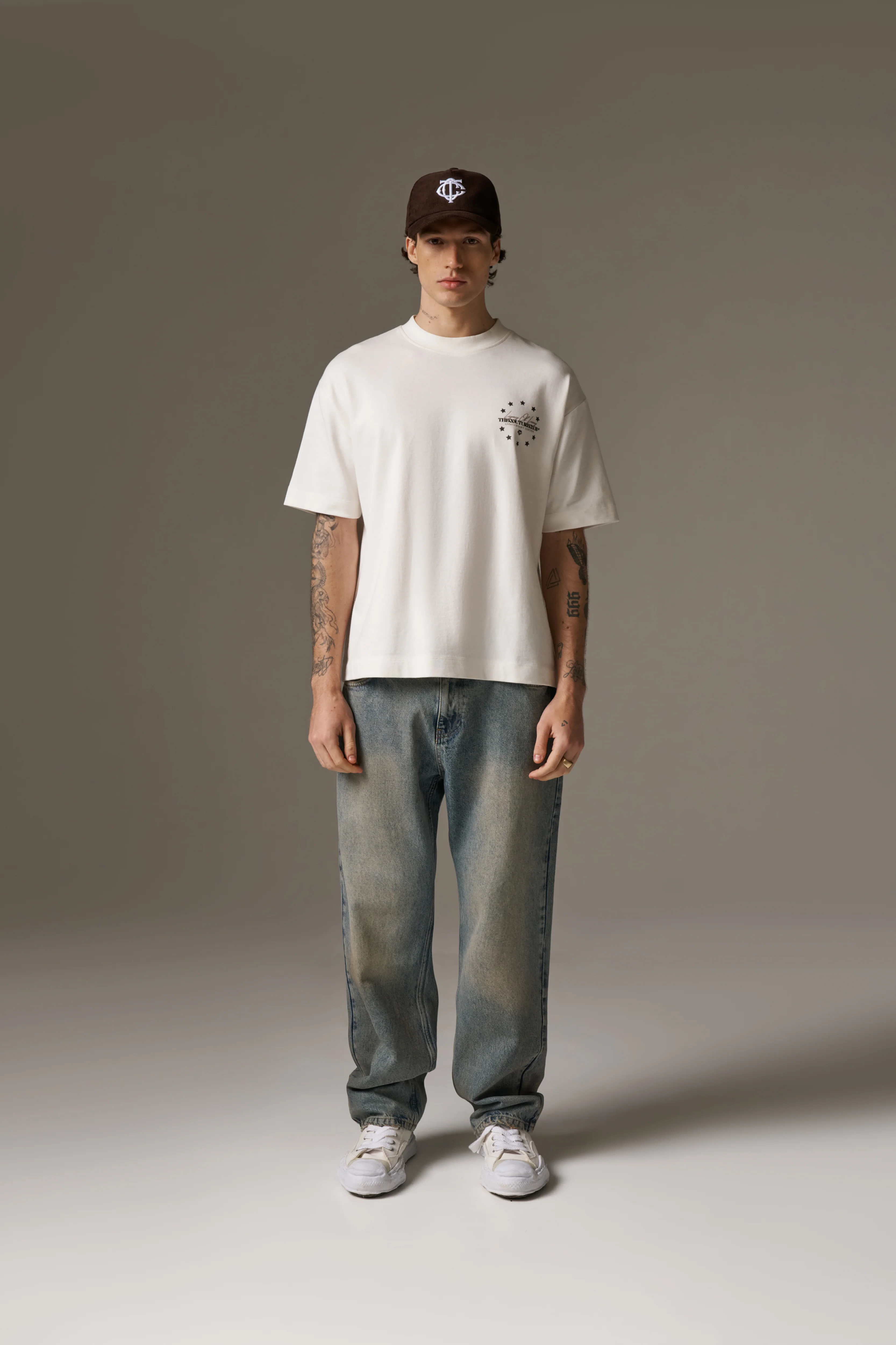 LEGACY OF LUXURY T-SHIRT - OFF WHITE - Image 3