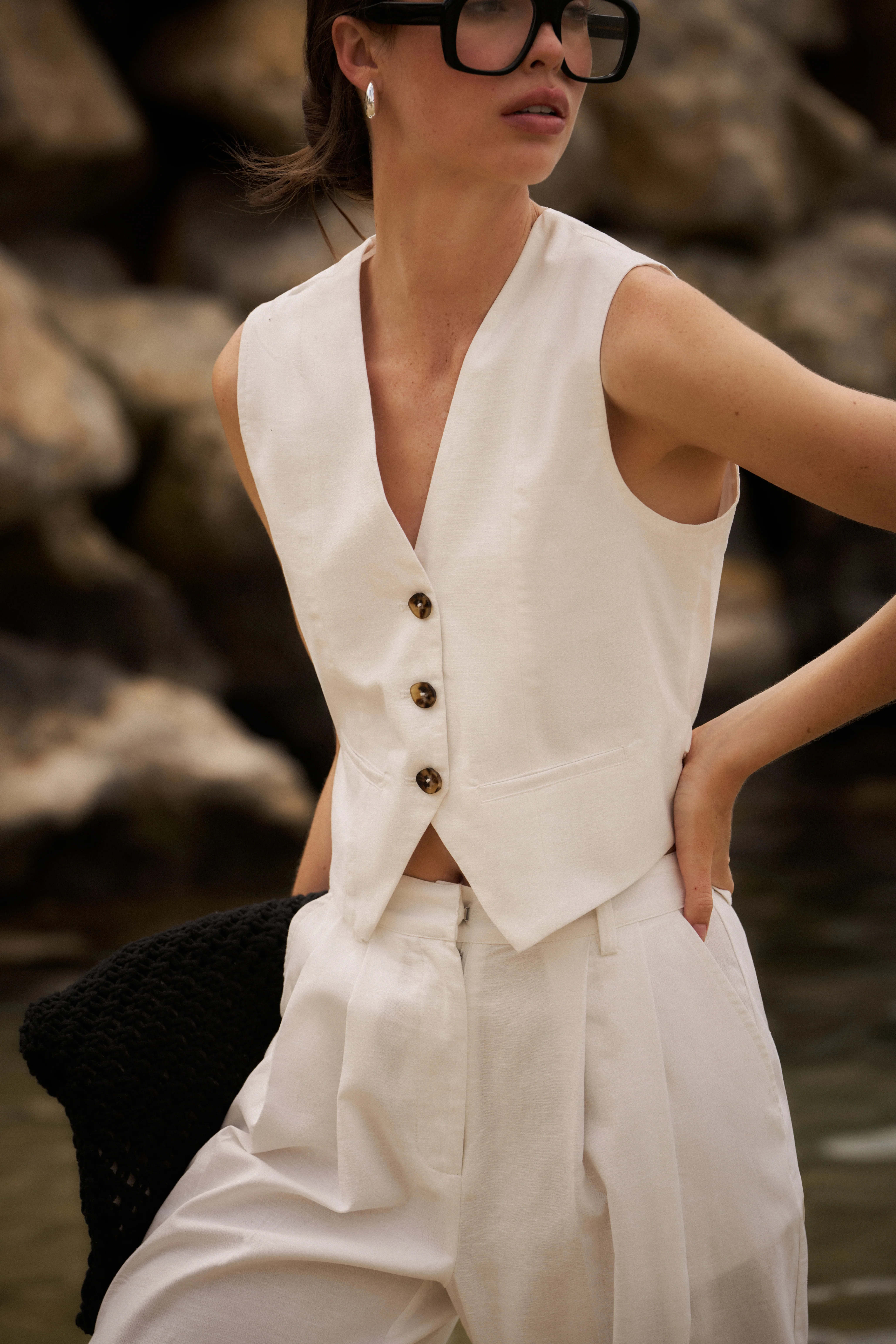 LINEN BLEND WAISTCOAT - WHITE - Image 12