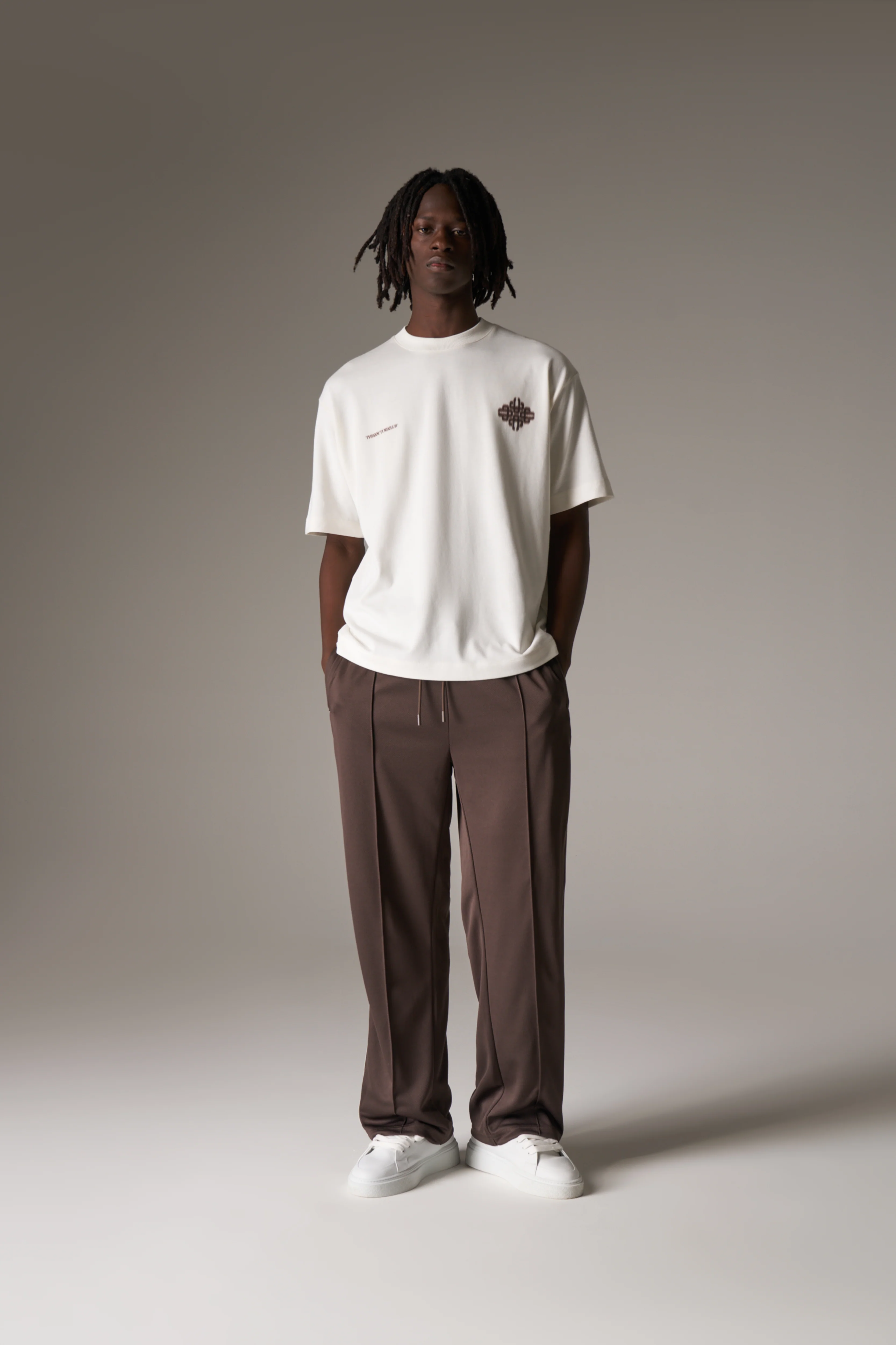 MOTION BLURRED EMBLEM T-SHIRT - OFF WHITE - Image 3