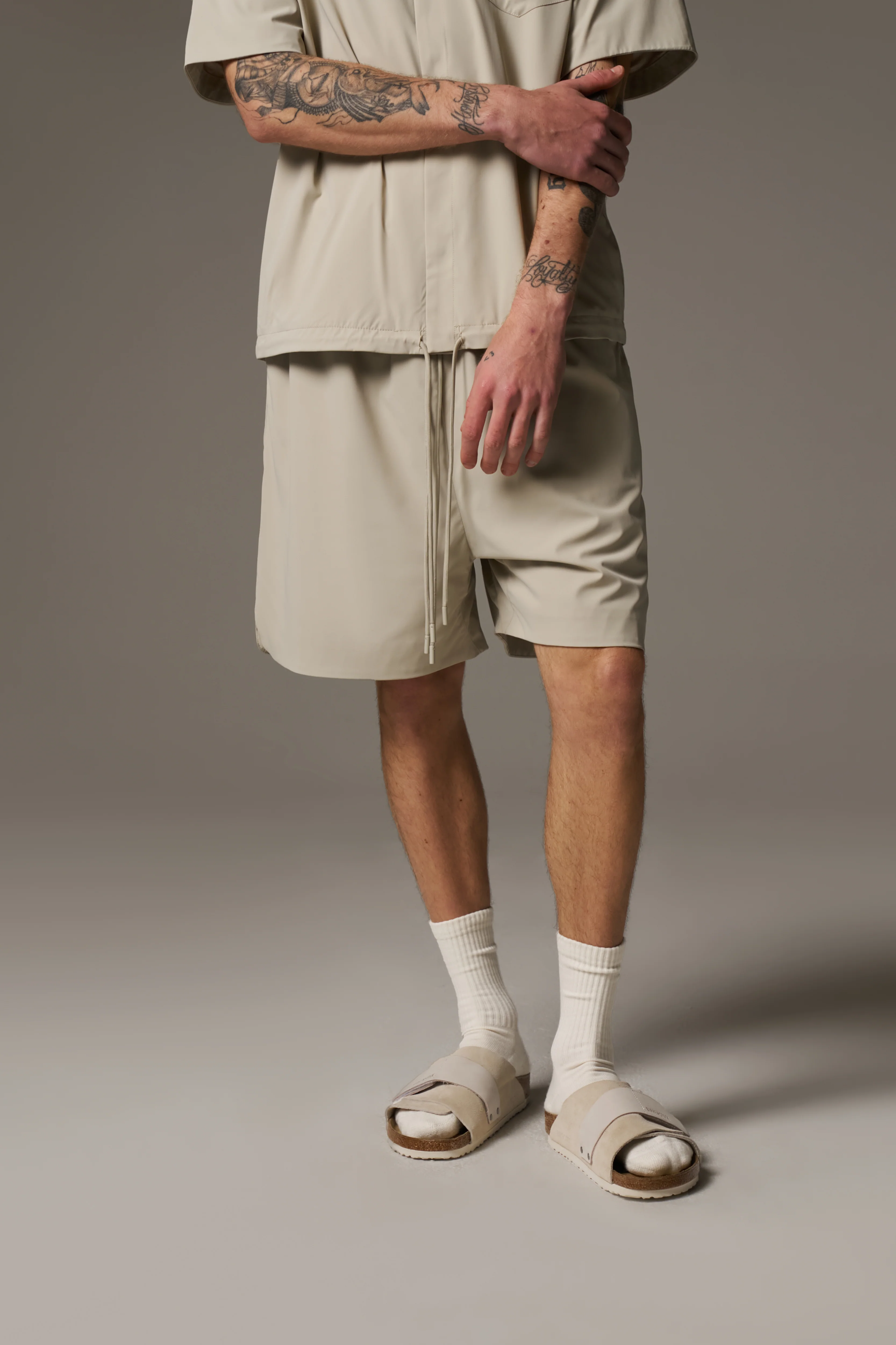 NYLON DRAWCORD SHORTS - STONE - Image 10