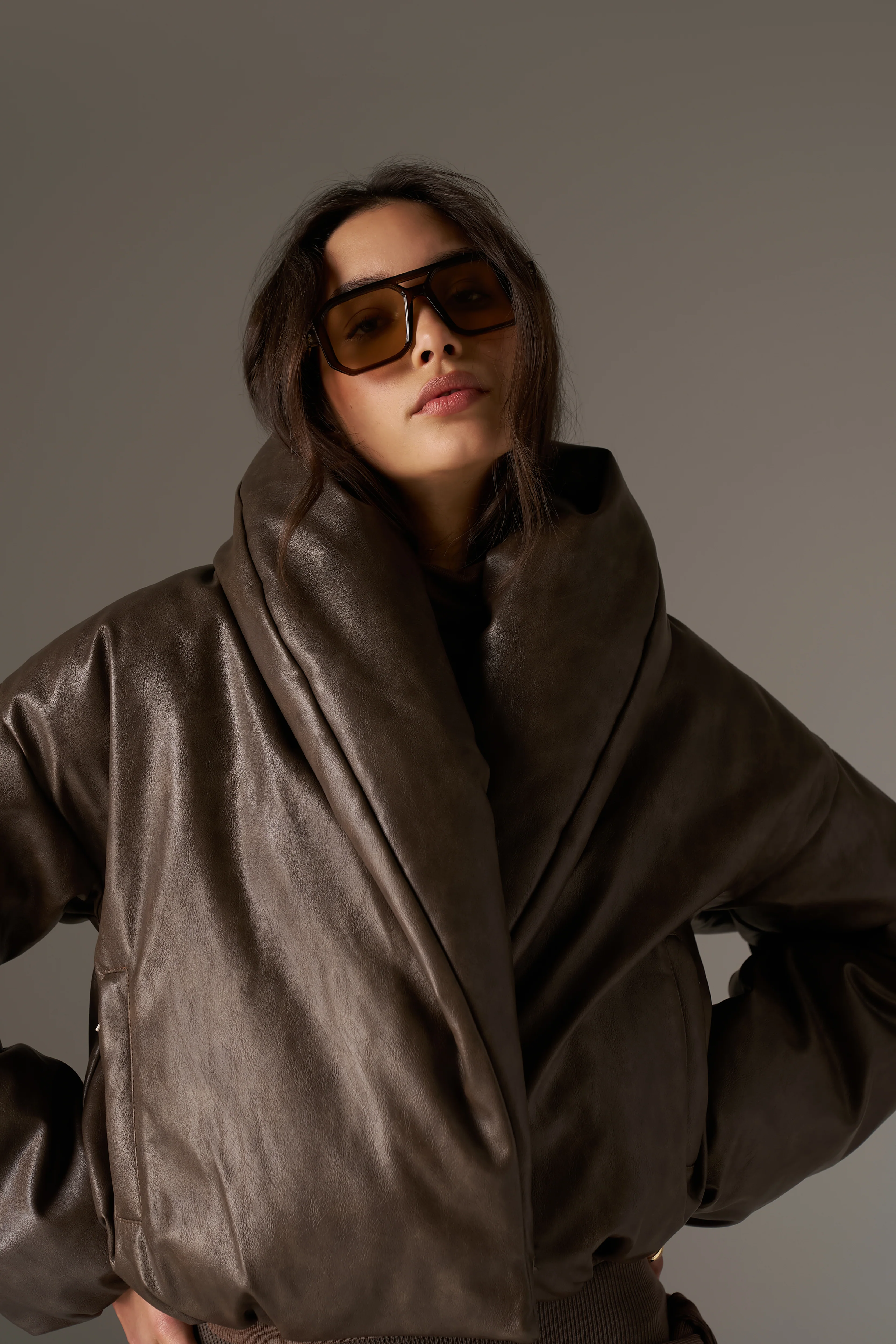 OVERSIZED COLLAR DISTRESSED FAUX LEATHER PUFFER COAT - BROWN - Image 5