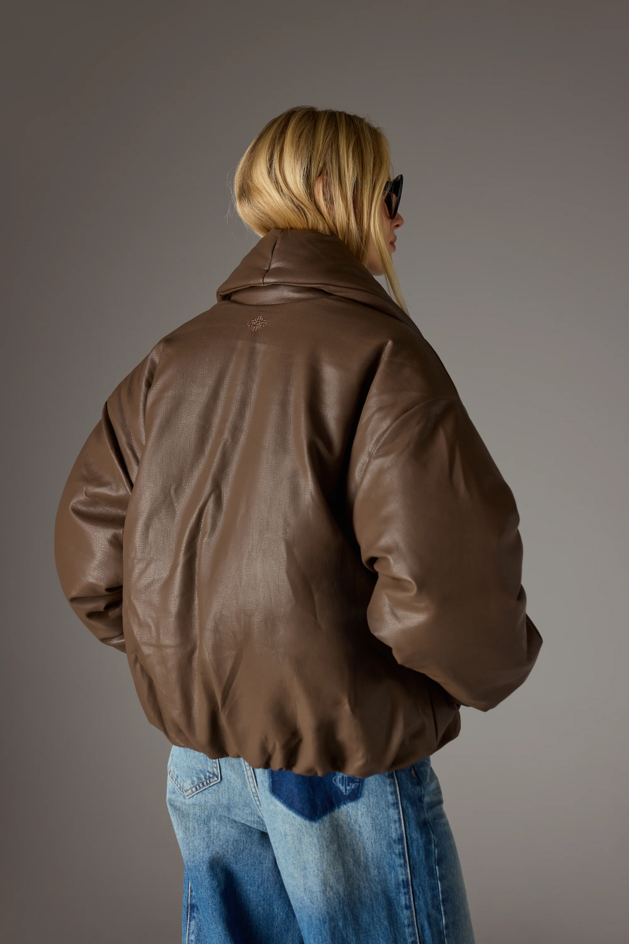OVERSIZED COLLAR FAUX LEATHER PUFFER COAT - BROWN - Image 6