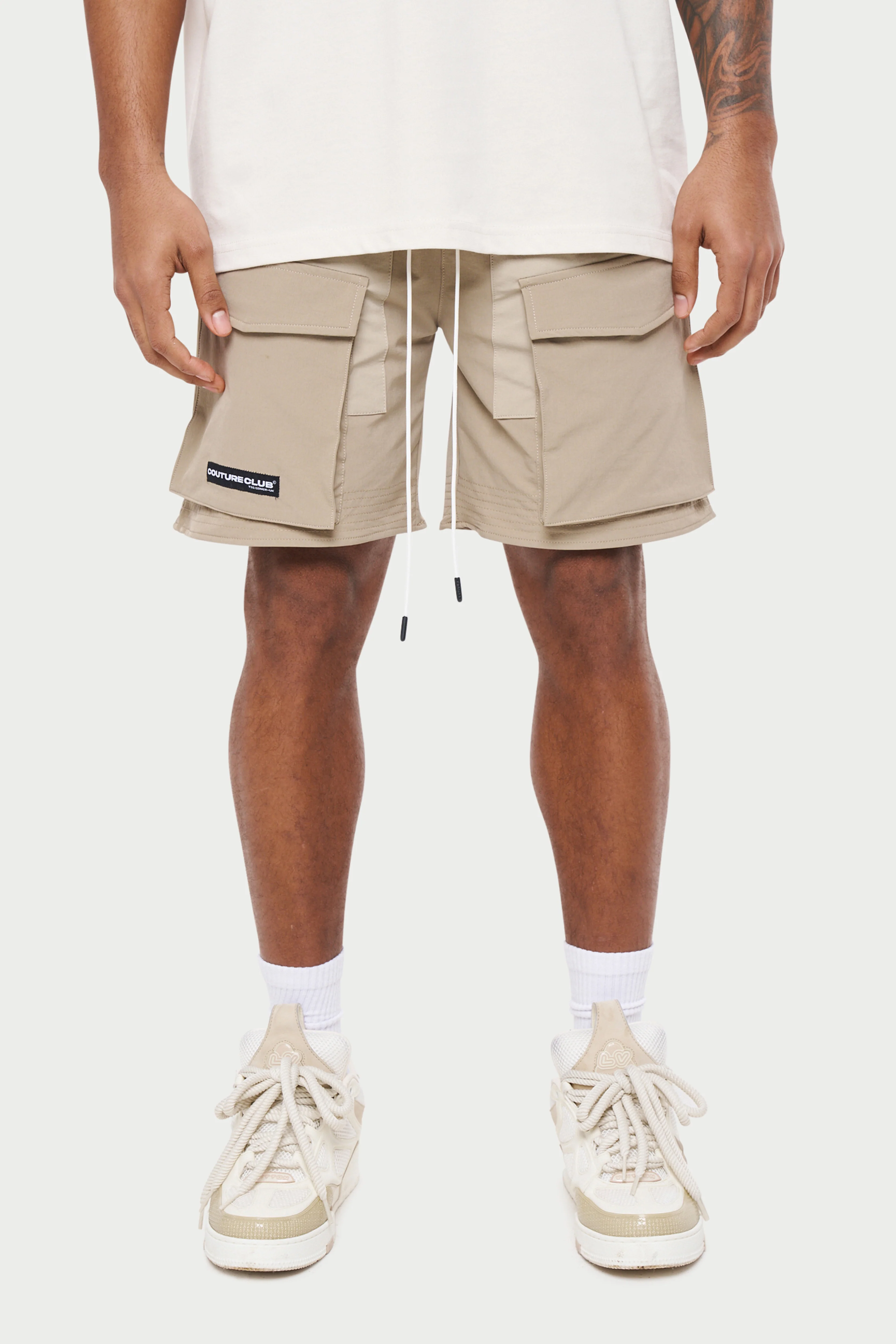 PANELLED CARGO SHORTS - BEIGE - Image 5