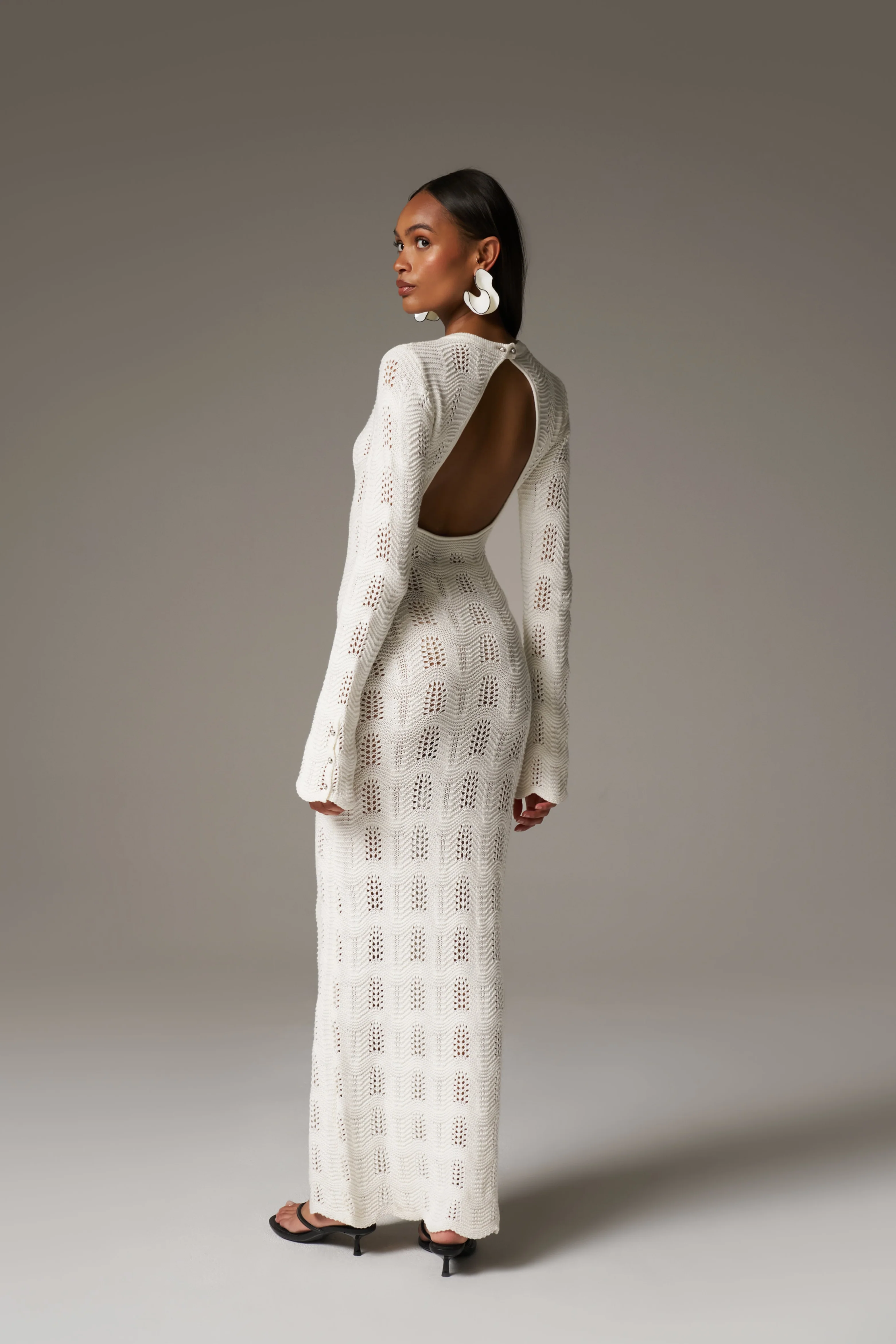 SCALLOP EDGE KNITTED MAXI DRESS - OFF WHITE - Image 7