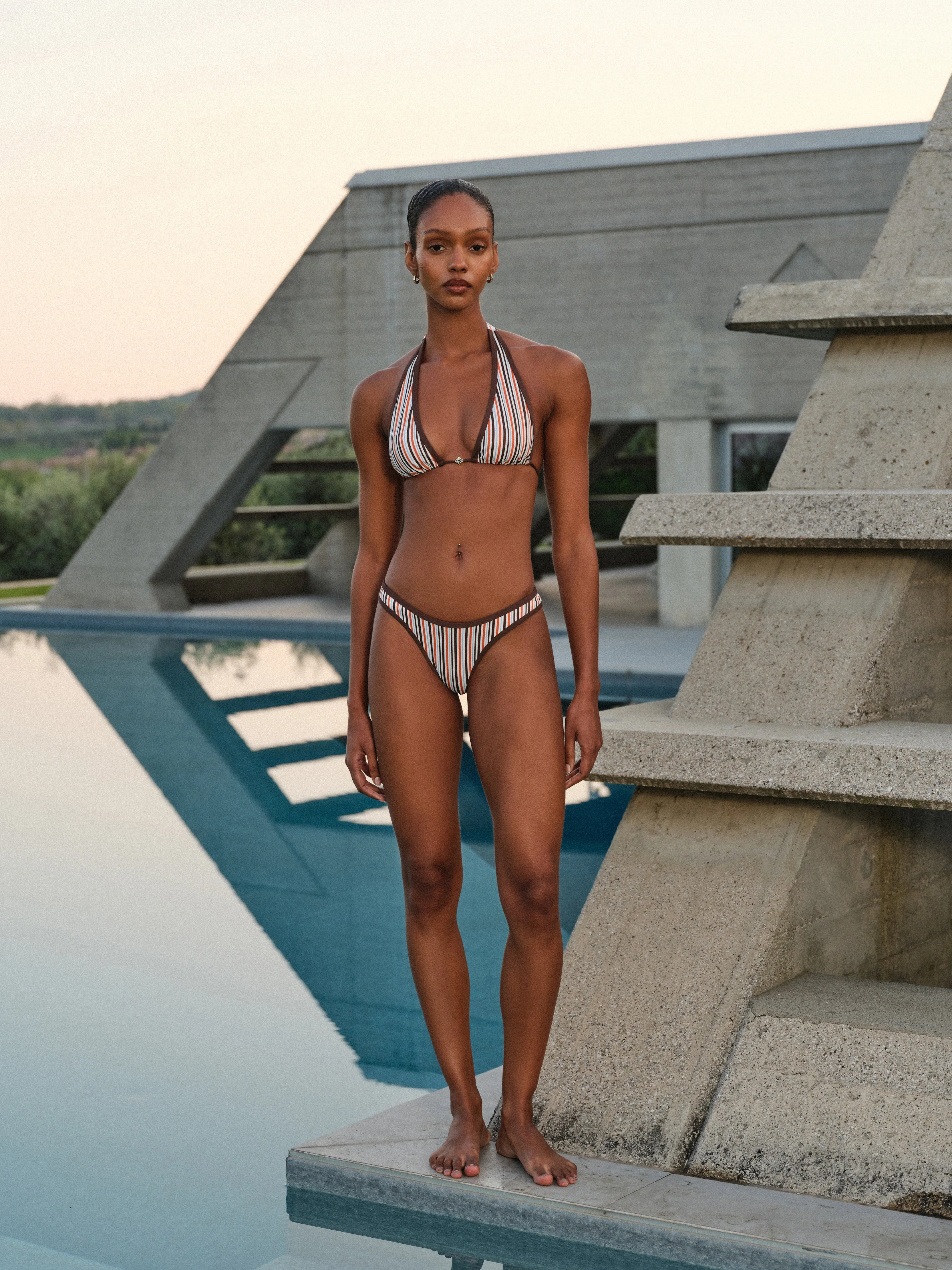 STRIPE TRIANGLE BIKINI TOP - CHOCOLATE - Image 3