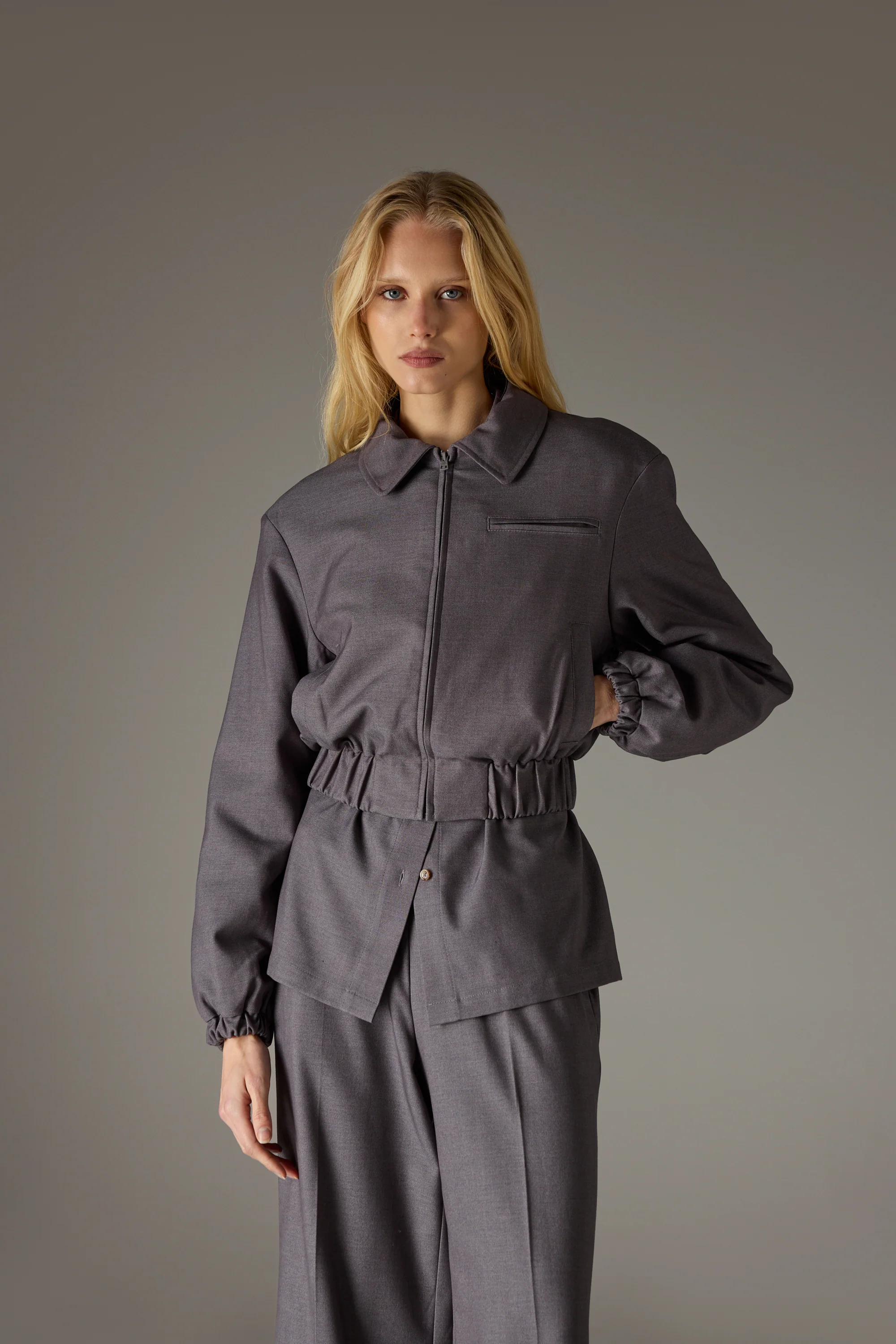 TAILORED SHOULDER PADDED BOMBER JACKET - GREY - Image 2