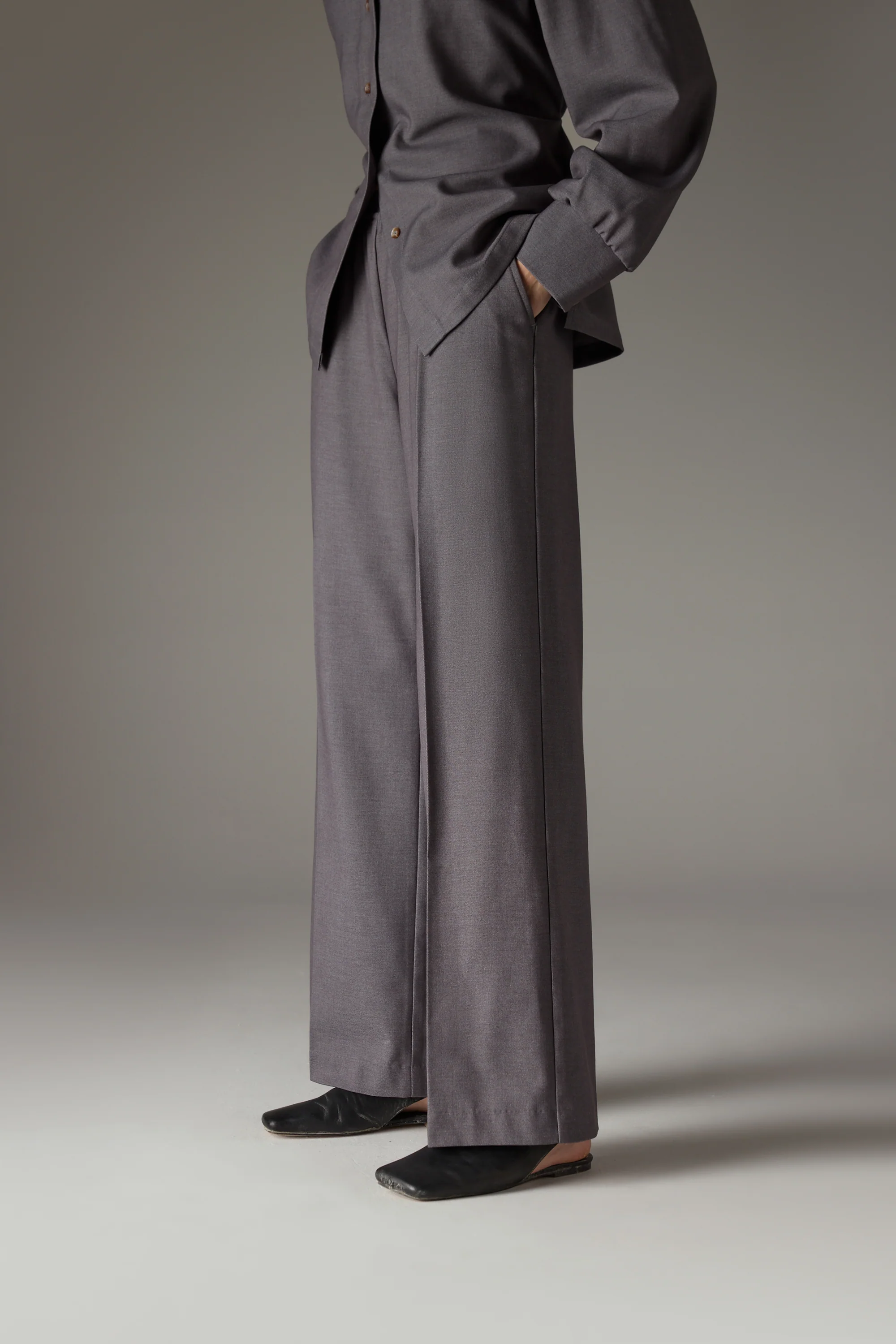 TAILORED WAISTBAND DETAIL TROUSERS - GREY - Image 2