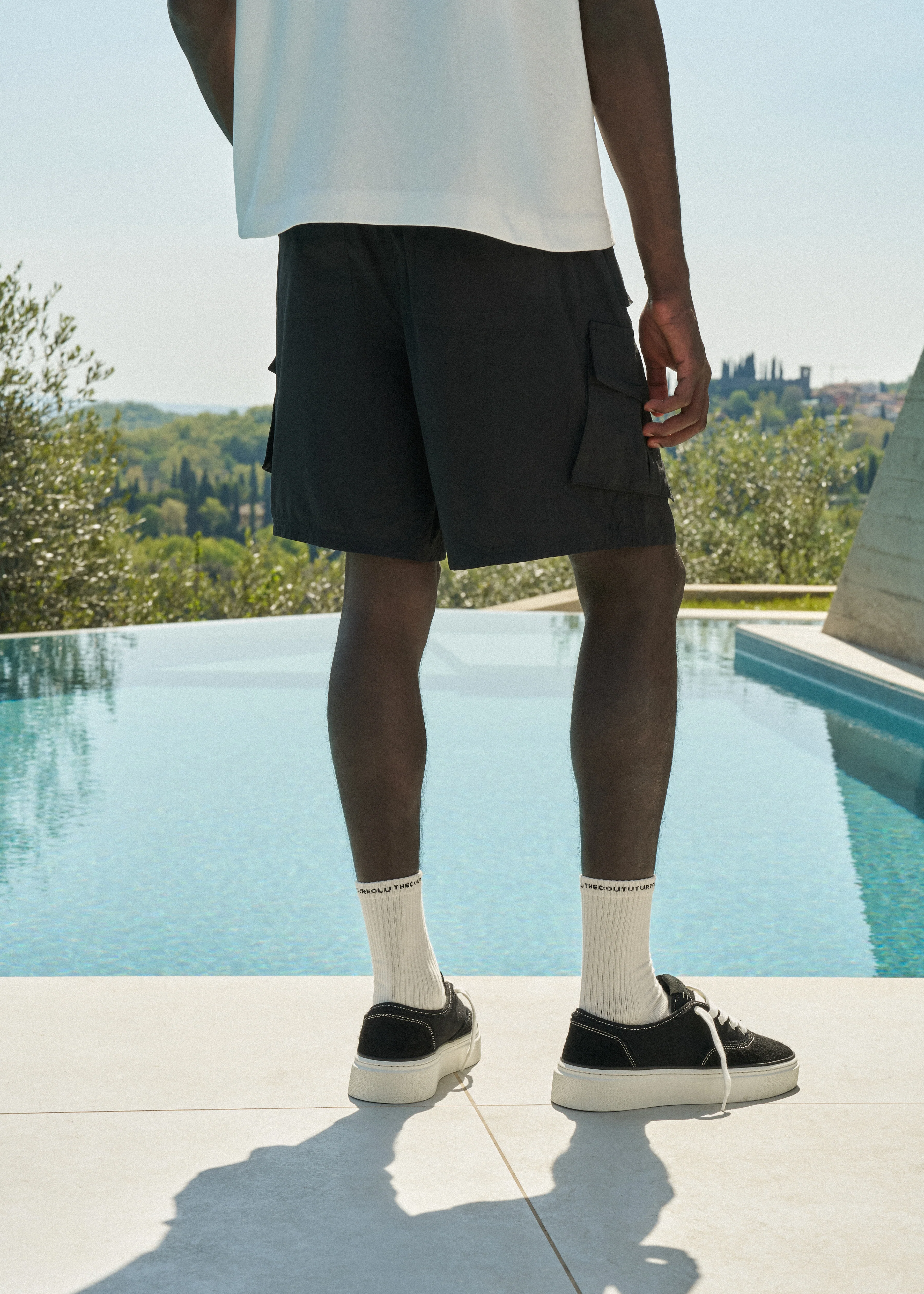 TECHNICAL CARGO SHORTS - BLACK - Image 5