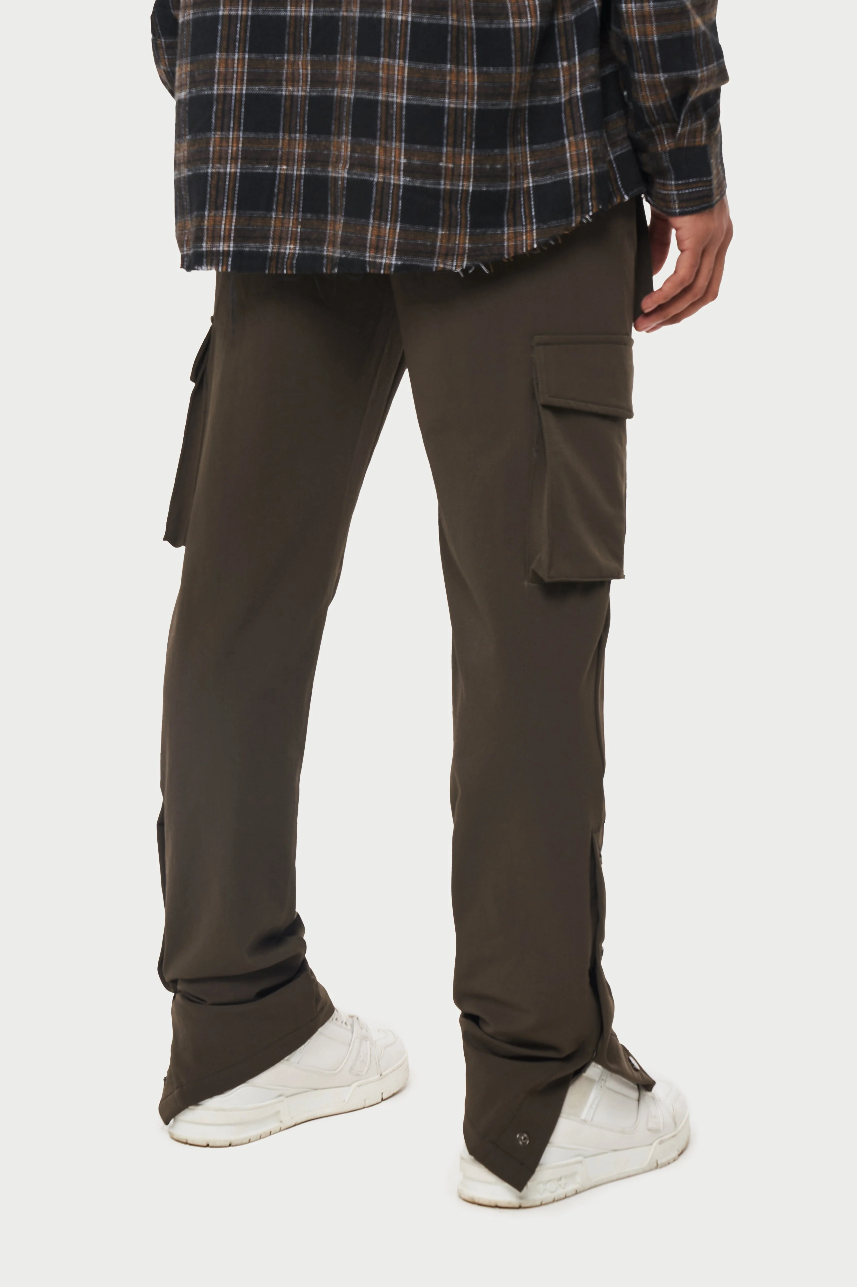 TECHNICAL STRETCH POPPER DETAIL CARGO PANTS - MOCHA - Image 7