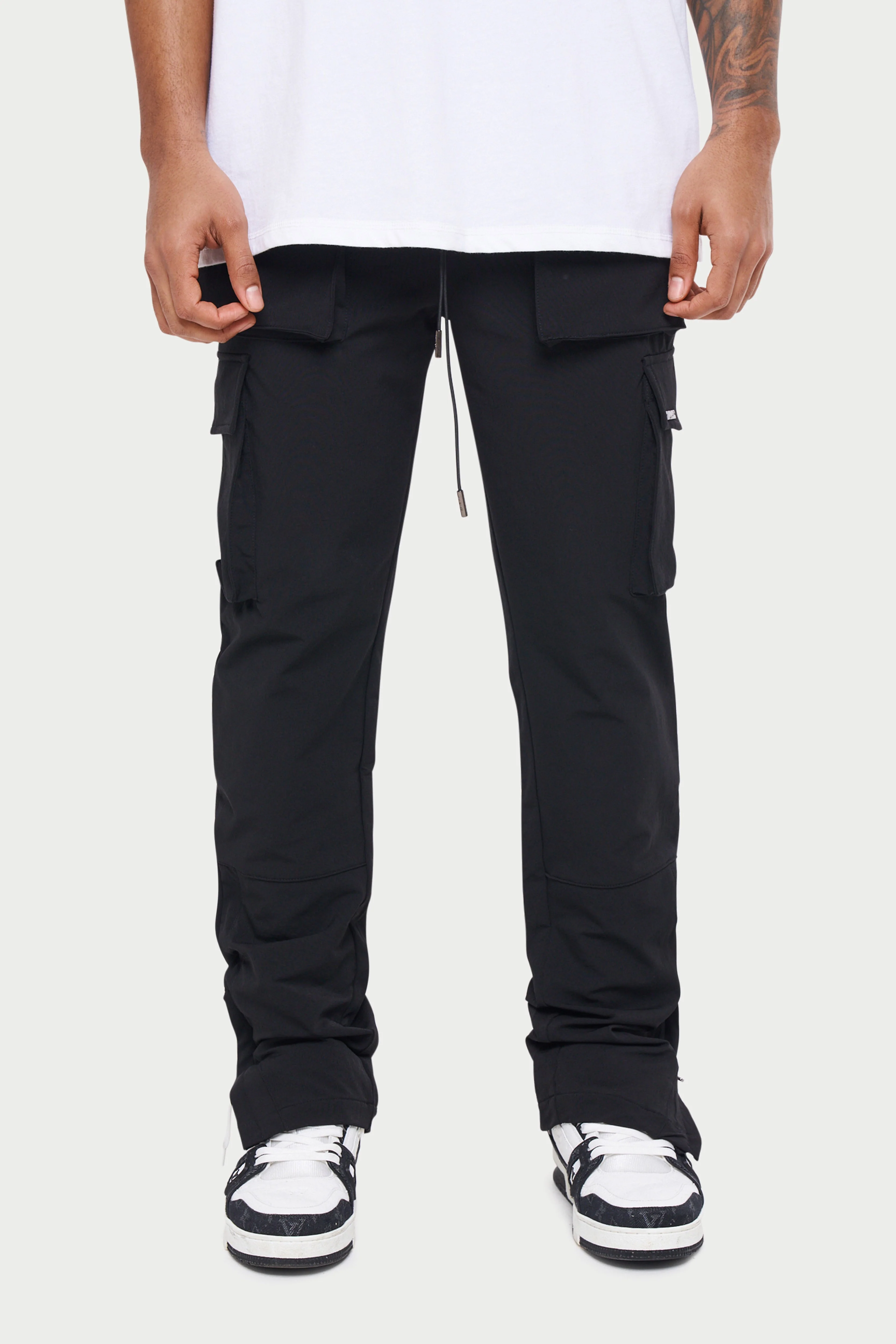 TECHNICAL STRETCH ZIP CARGO PANTS - BLACK - Image 5