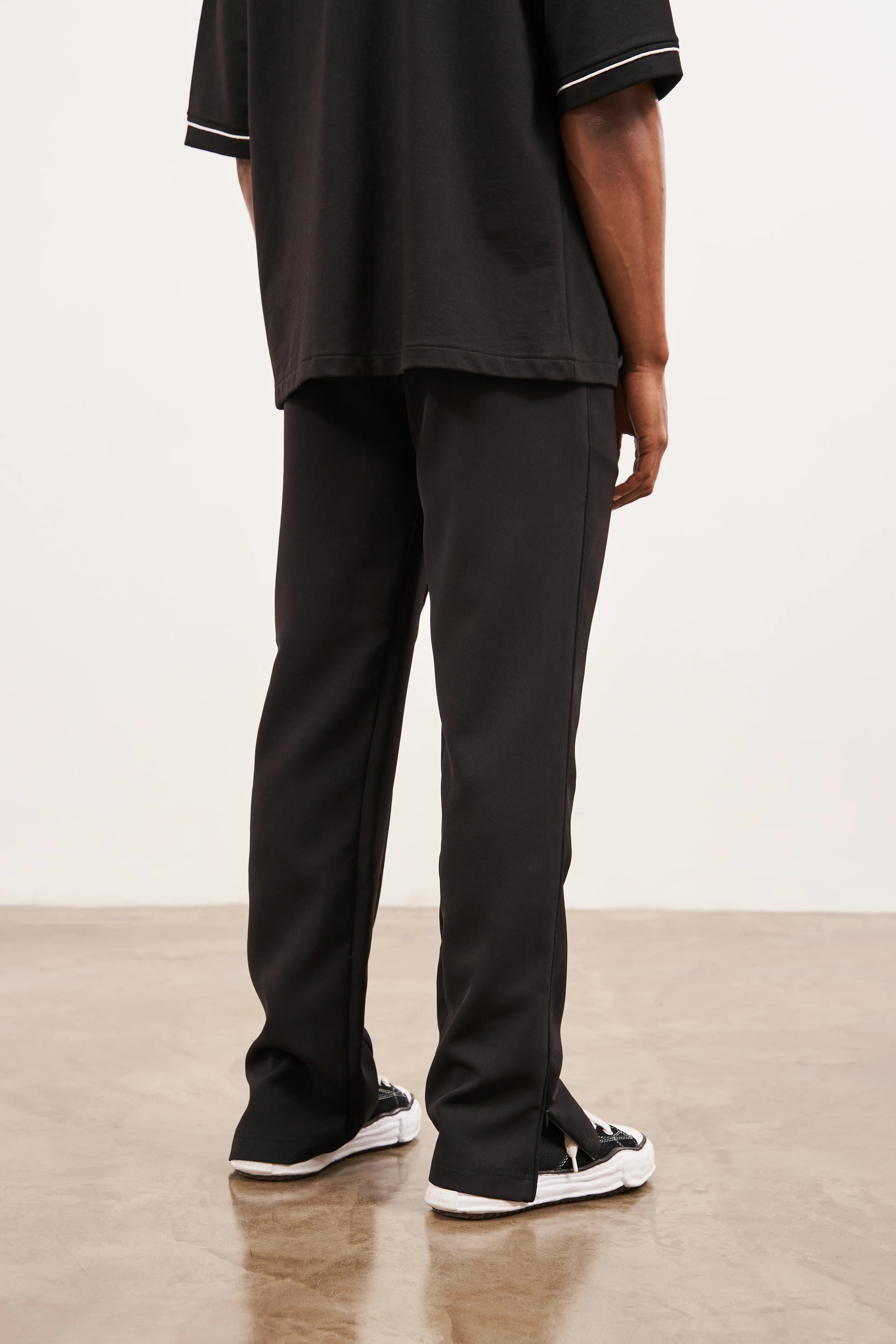 ULTIMATE SPLIT HEM SMART PANT - BLACK - Image 6