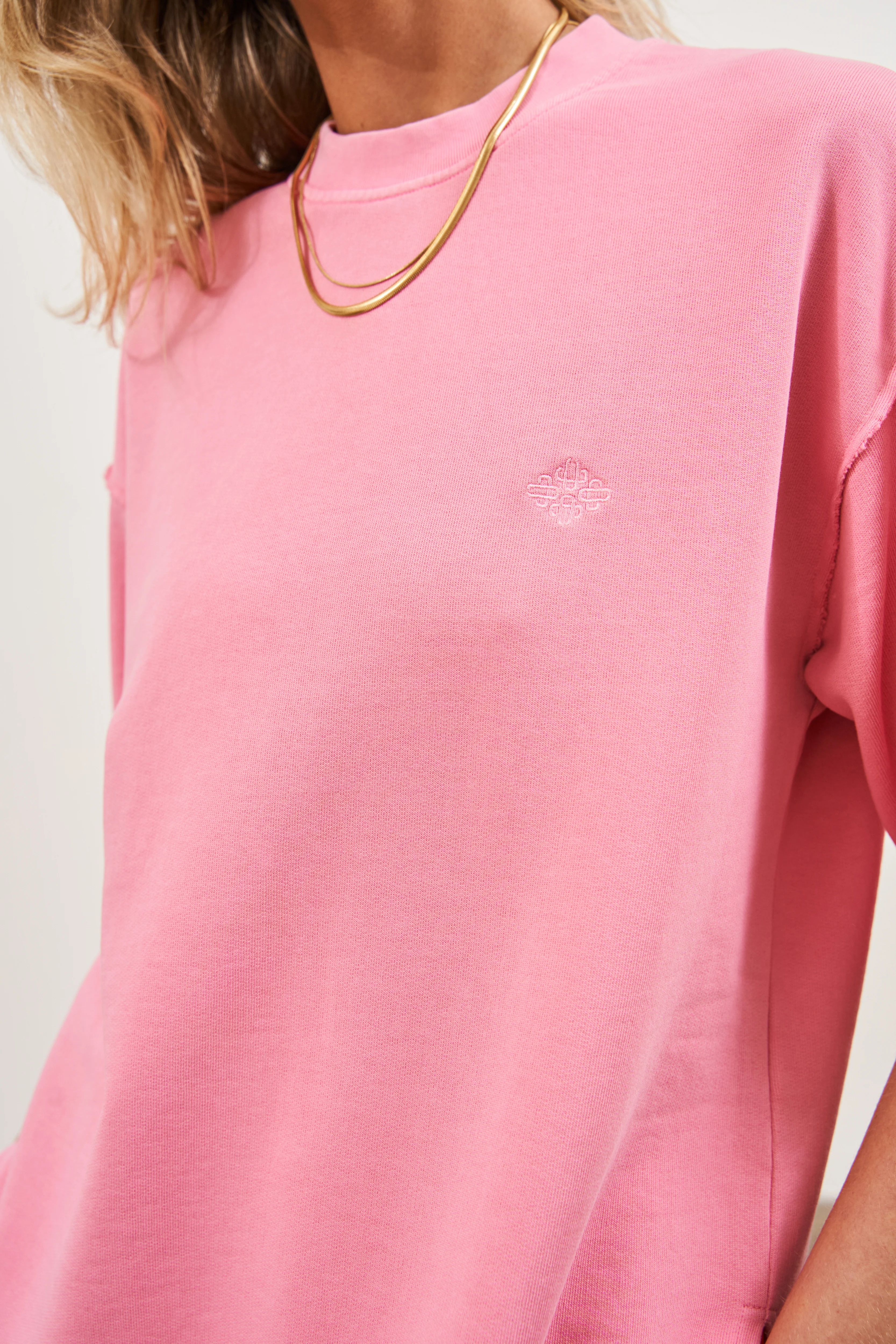 EMBLEM OVERSIZED T-SHIRT - PINK - Image 3