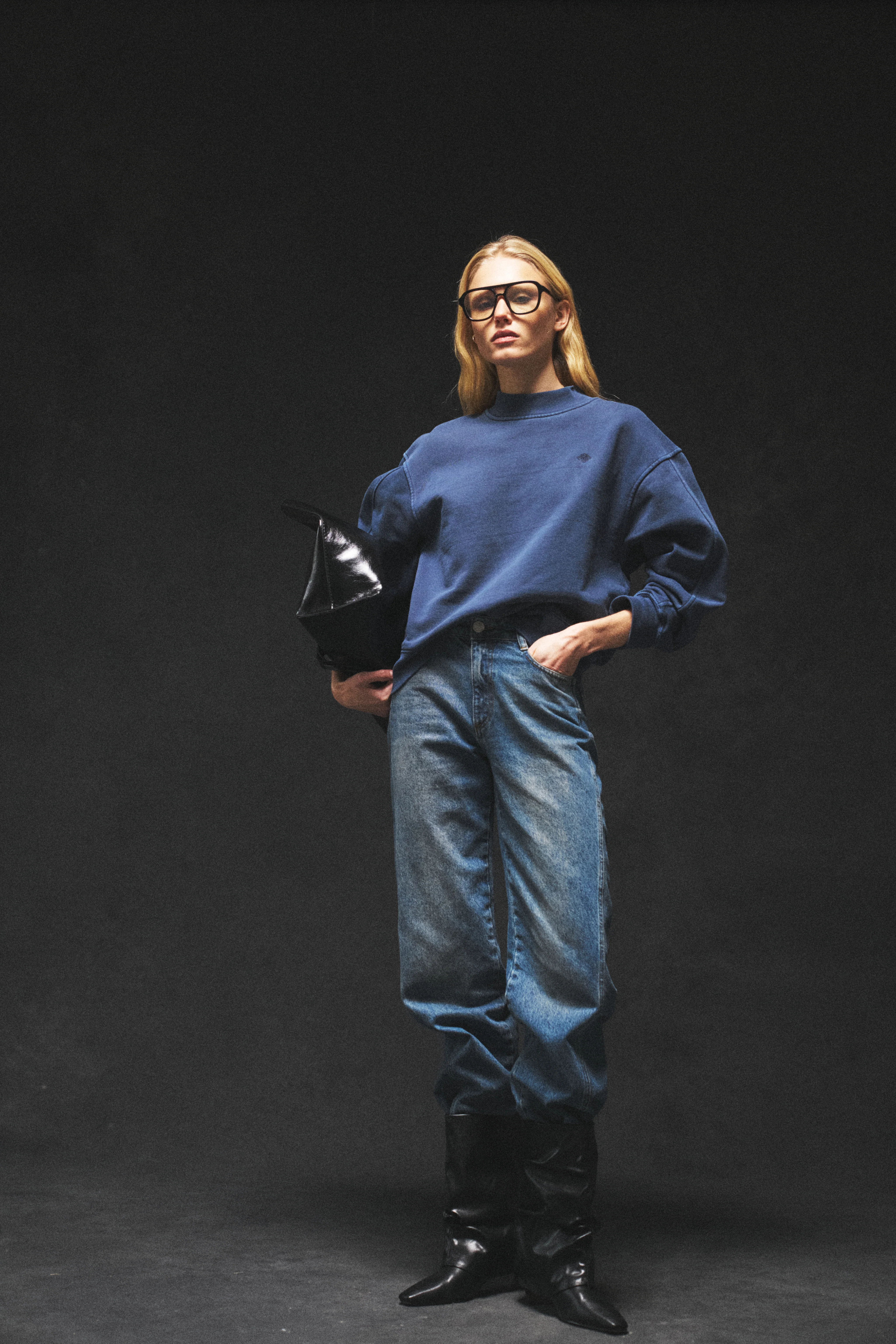 WASHED MOCK NECK SWEATSHIRT - DARK NAVY - Image 3
