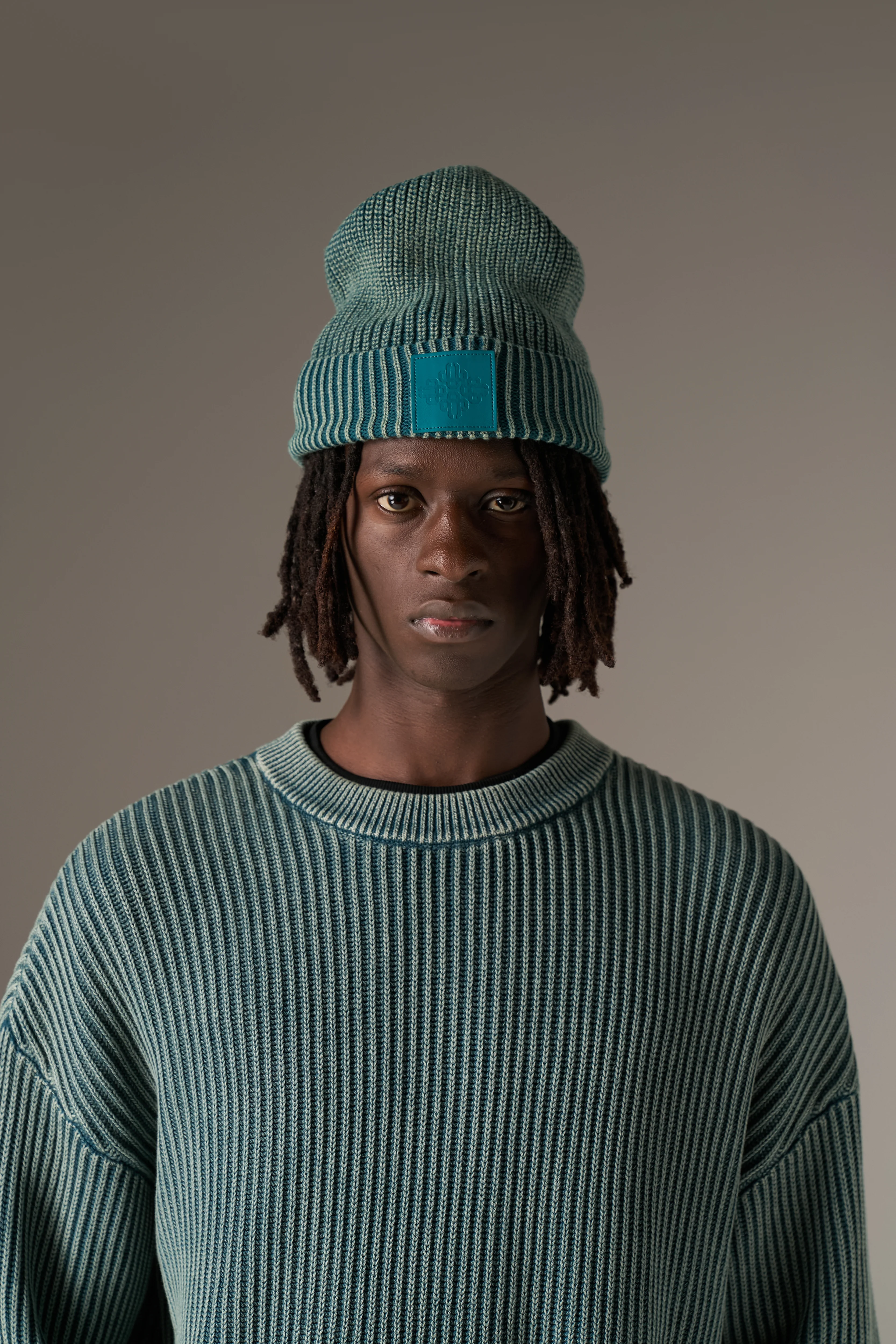 WASHED RIBBED BEANIE - TEAL - Image 3